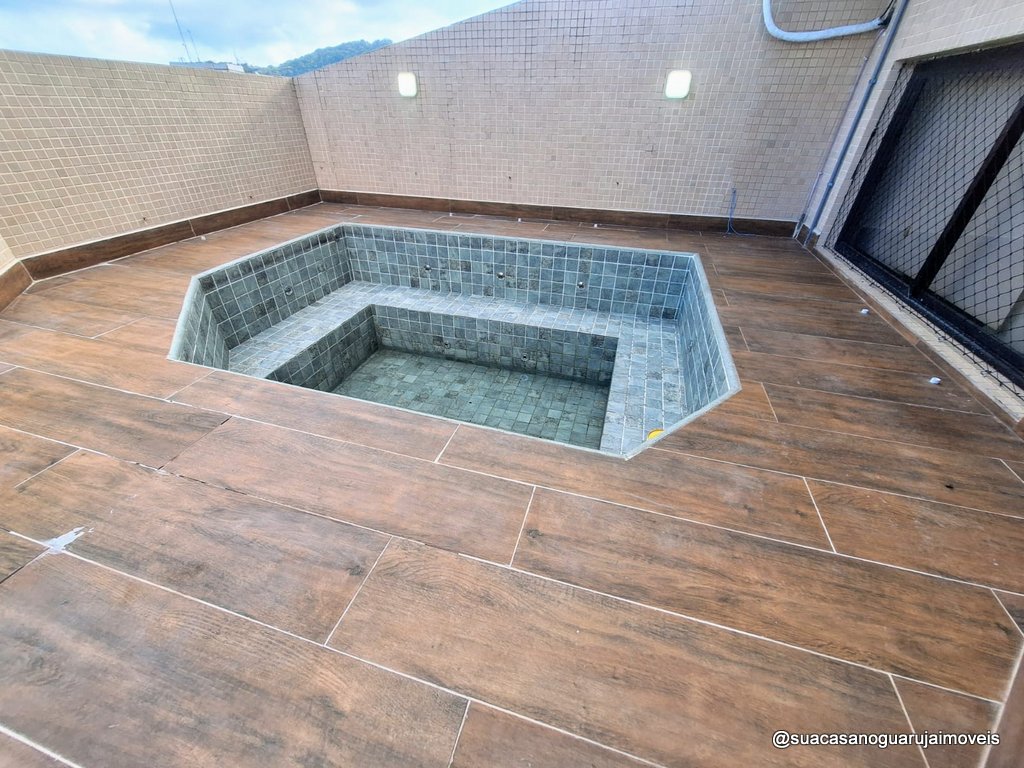 Cobertura no Guarujá com Piscina Privativa 4 Dormitorios e 3 Vagas – Praia das Pitangueiras cod R5820473213