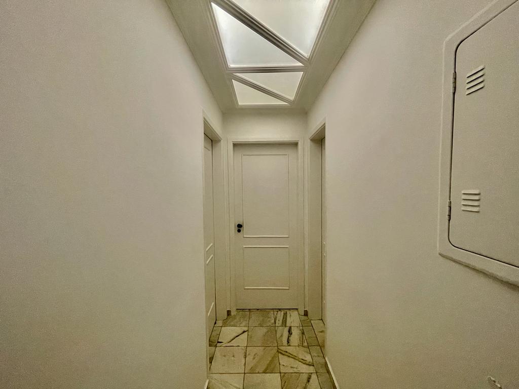 Cobertura à Venda na Praia das Pitangueiras Guarujá - 186m², Piscina Privativa, 100m do Mar cod R3505590
