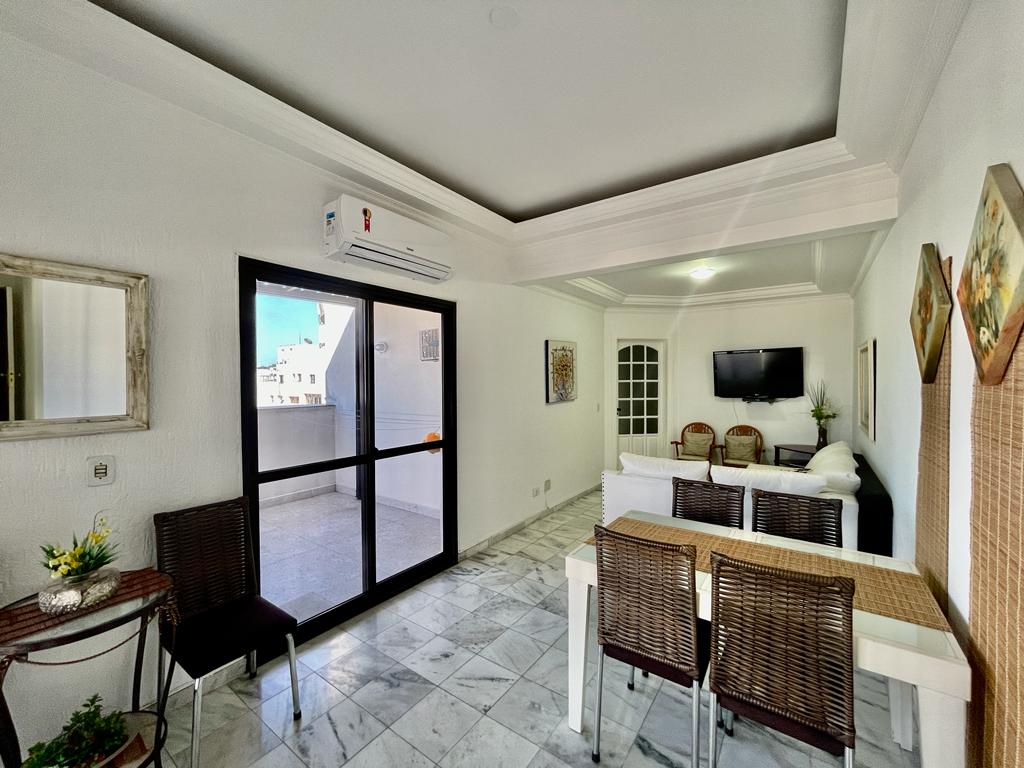 Cobertura à Venda na Praia das Pitangueiras Guarujá - 186m², Piscina Privativa, 100m do Mar cod R3505590
