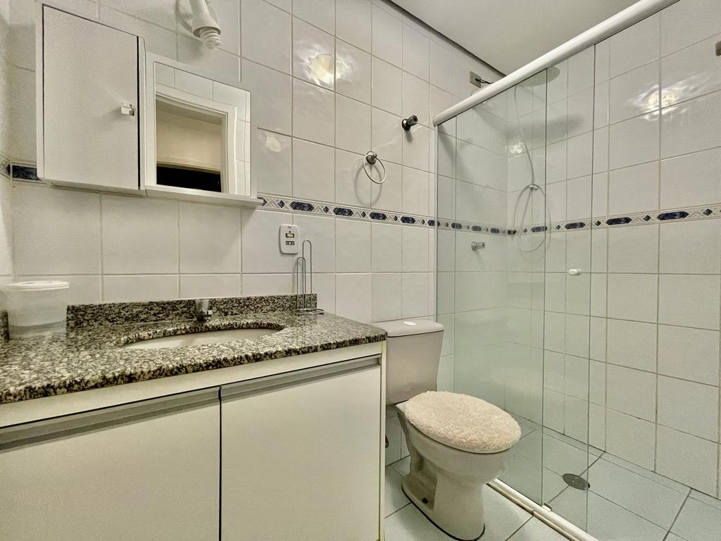 Cobertura à Venda na Praia das Pitangueiras Guarujá - 186m², Piscina Privativa, 100m do Mar cod R3505590
