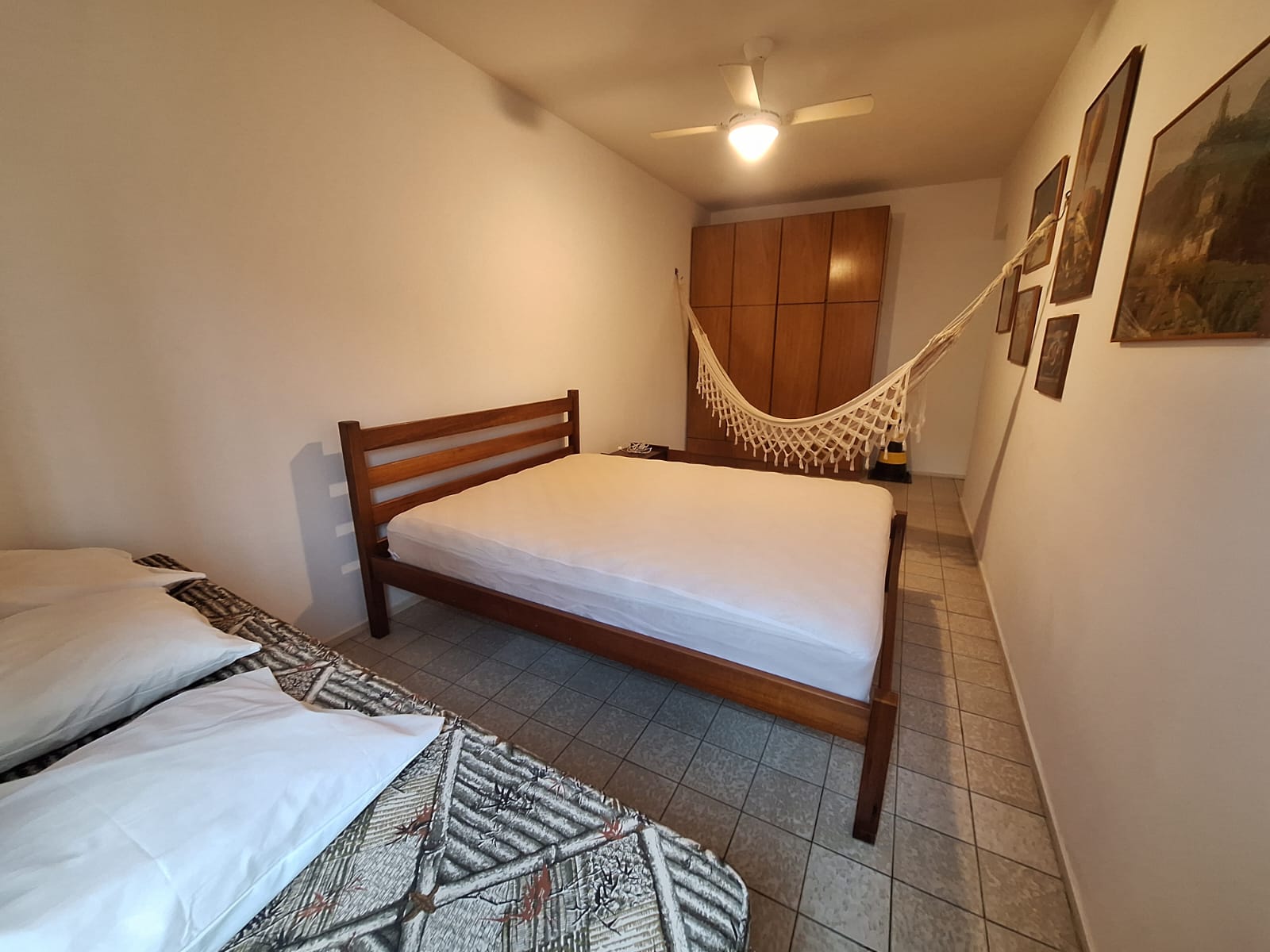 Apartamento com 2 Quartos e 2 banheiros à Venda, 90 m² por R$ 450.000