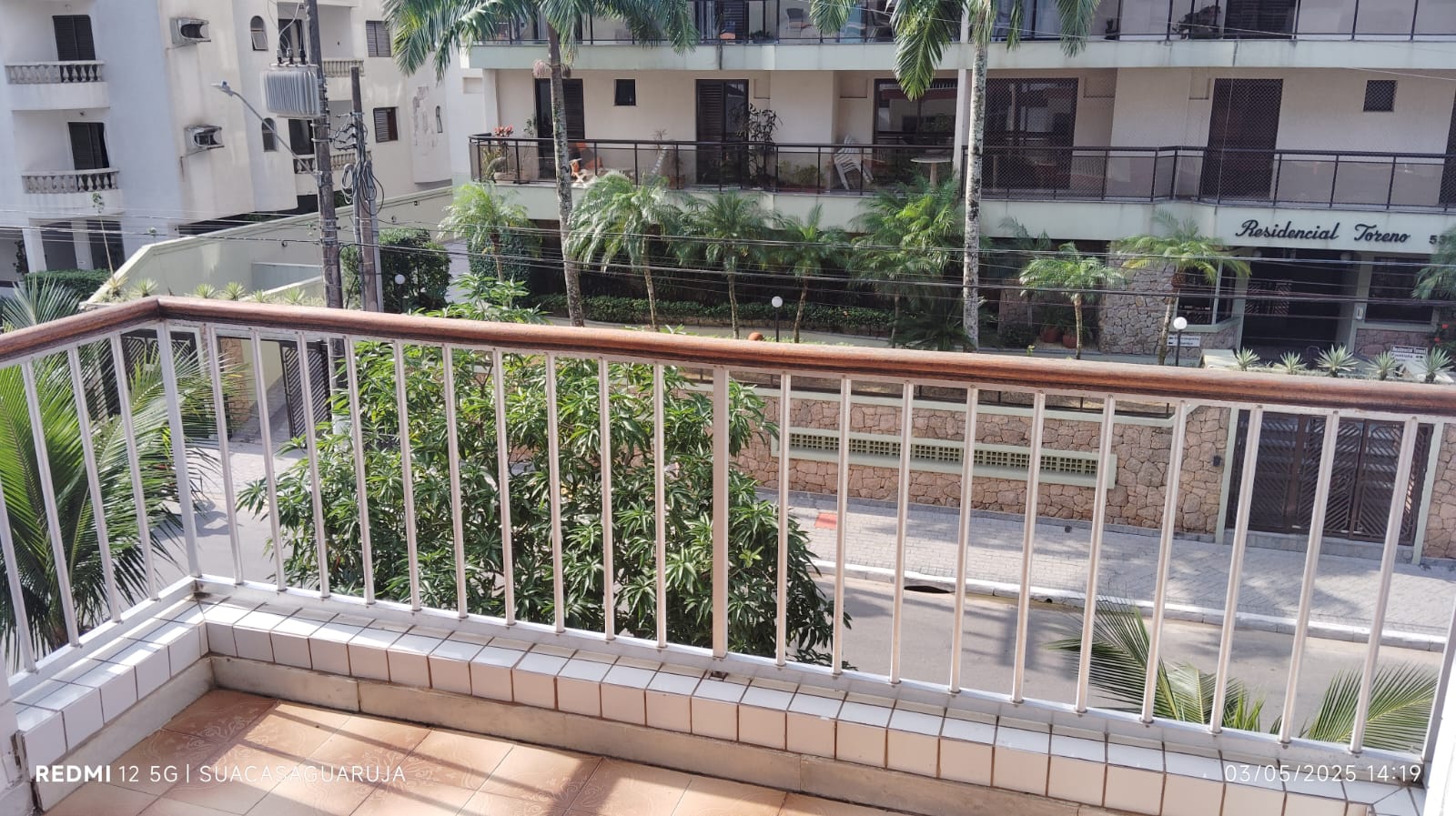 Apartamento Mobiliado à Venda com 1 Dormitório e Sacada na Praia da Enseada – região Rufinos, Guarujá cod R4937291