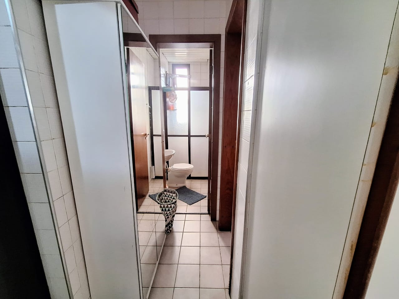 Apartamento à venda 3 Quartos  1 suite  2 vagas ,137m² - Pitangueiras  Guaruja cod R0324315