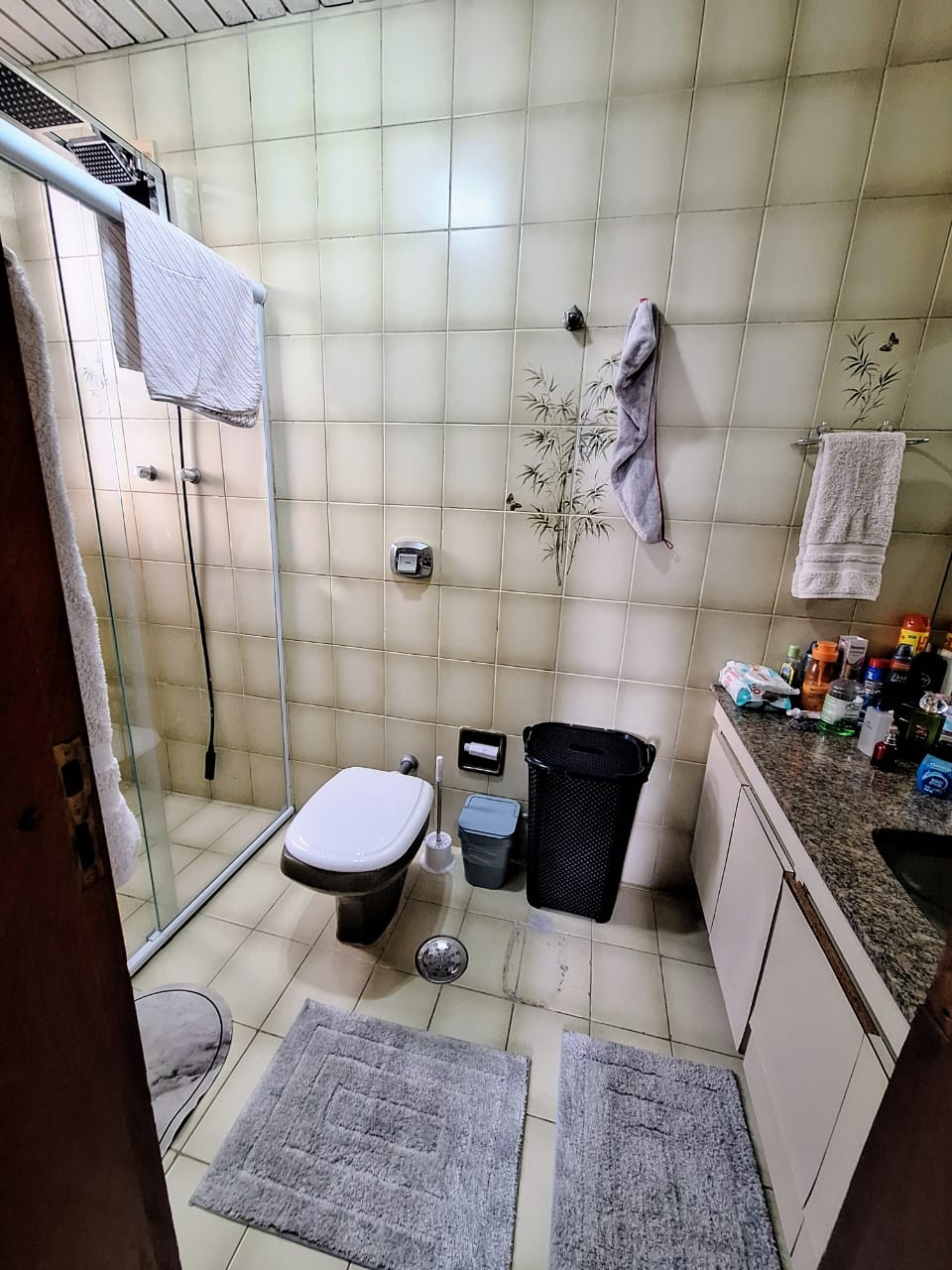 Apartamento à venda 3 Quartos  1 suite  2 vagas ,137m² - Pitangueiras  Guaruja cod R0324315