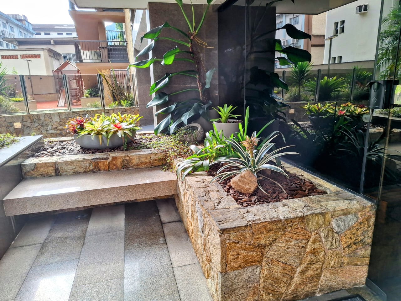 Apartamento à venda 3 Quartos  1 suite  2 vagas ,137m² - Pitangueiras  Guaruja cod R0324315