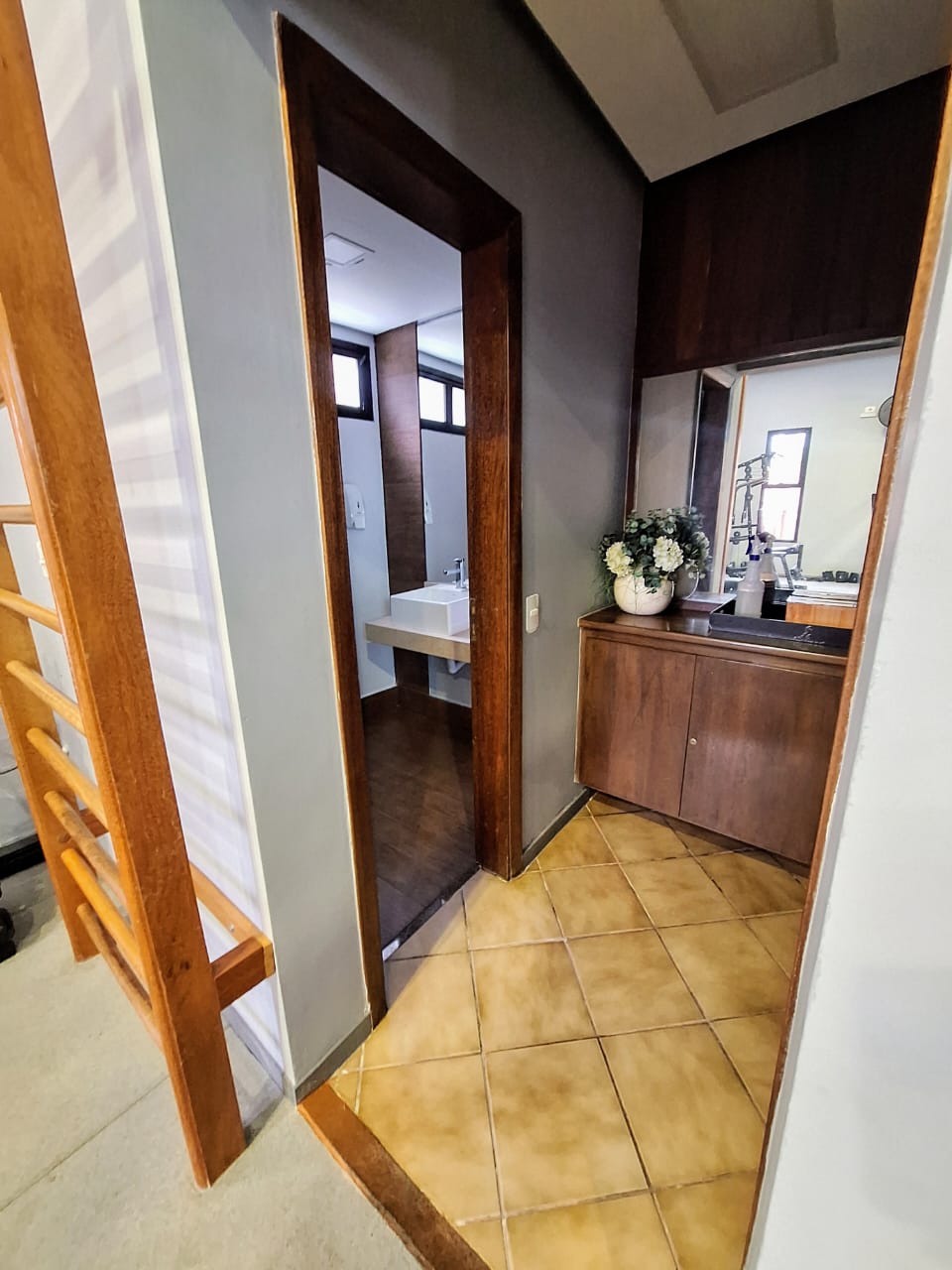 Apartamento à venda 3 Quartos  1 suite  2 vagas ,137m² - Pitangueiras  Guaruja cod R0324315