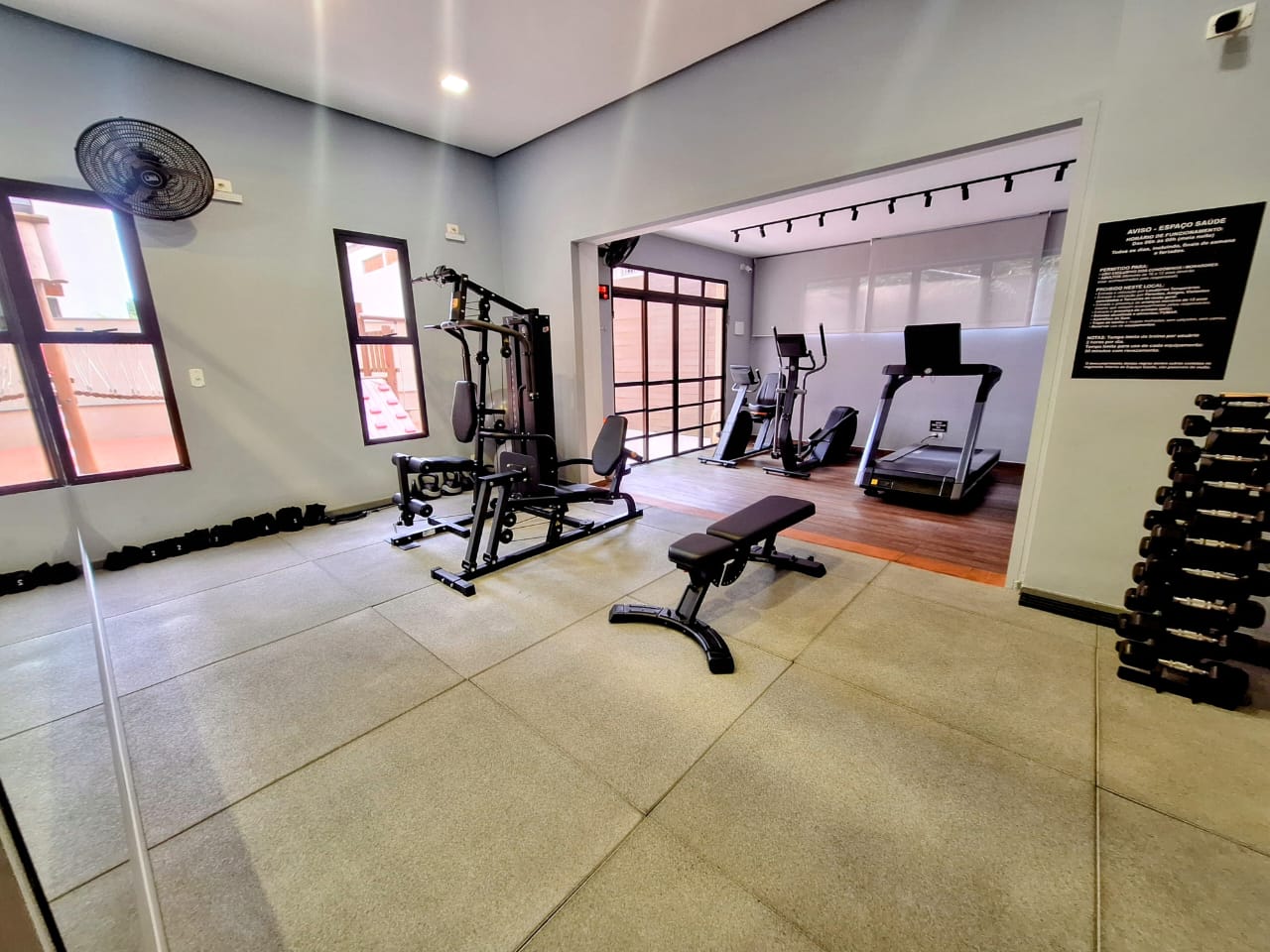 Apartamento à venda 3 Quartos  1 suite  2 vagas ,137m² - Pitangueiras  Guaruja cod R0324315