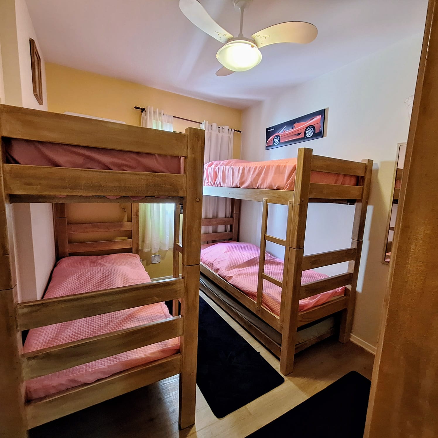 Apartamento Refomado com 2 dormtórios