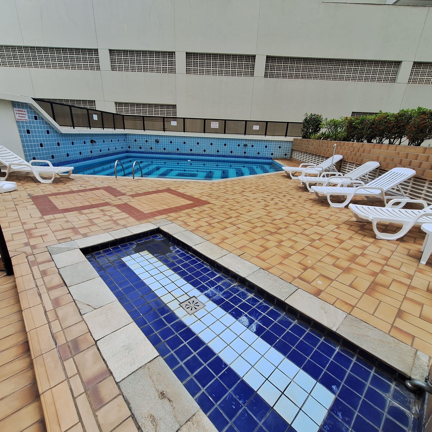 Apartamento Refomado com 2 dormtórios