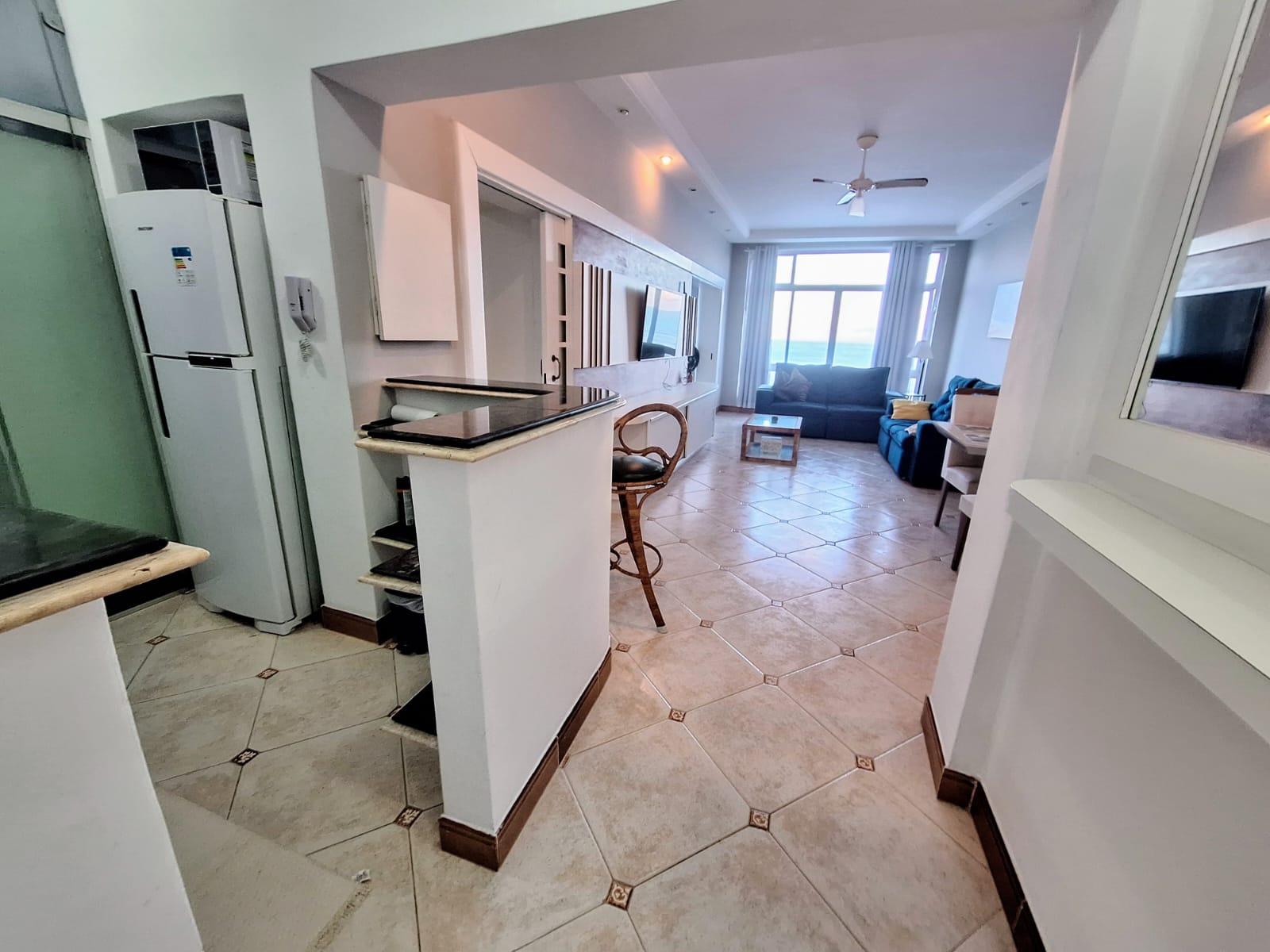 Apartamento Reformado com Vista Mar 2 dormitorios 2 suites 80m² Pitangueiras guaruja cod R5437629
