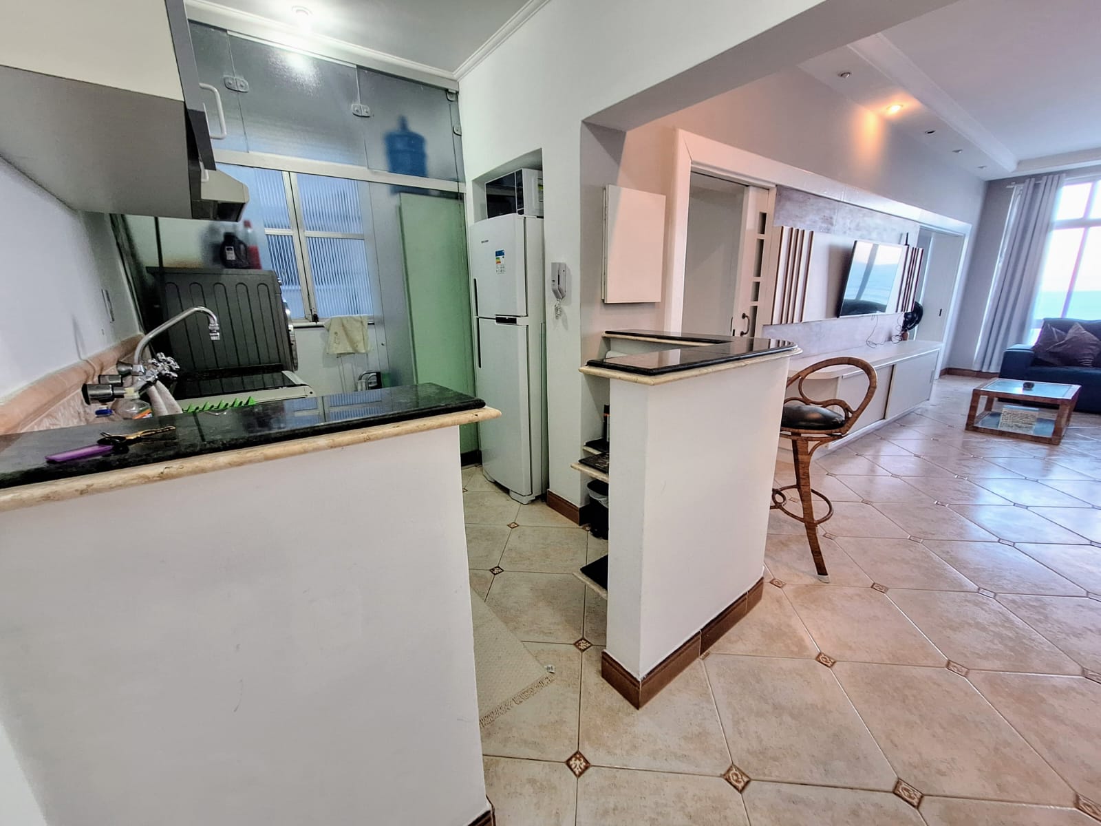 Apartamento Reformado com Vista Mar 2 dormitorios 2 suites 80m² Pitangueiras guaruja cod R5437629