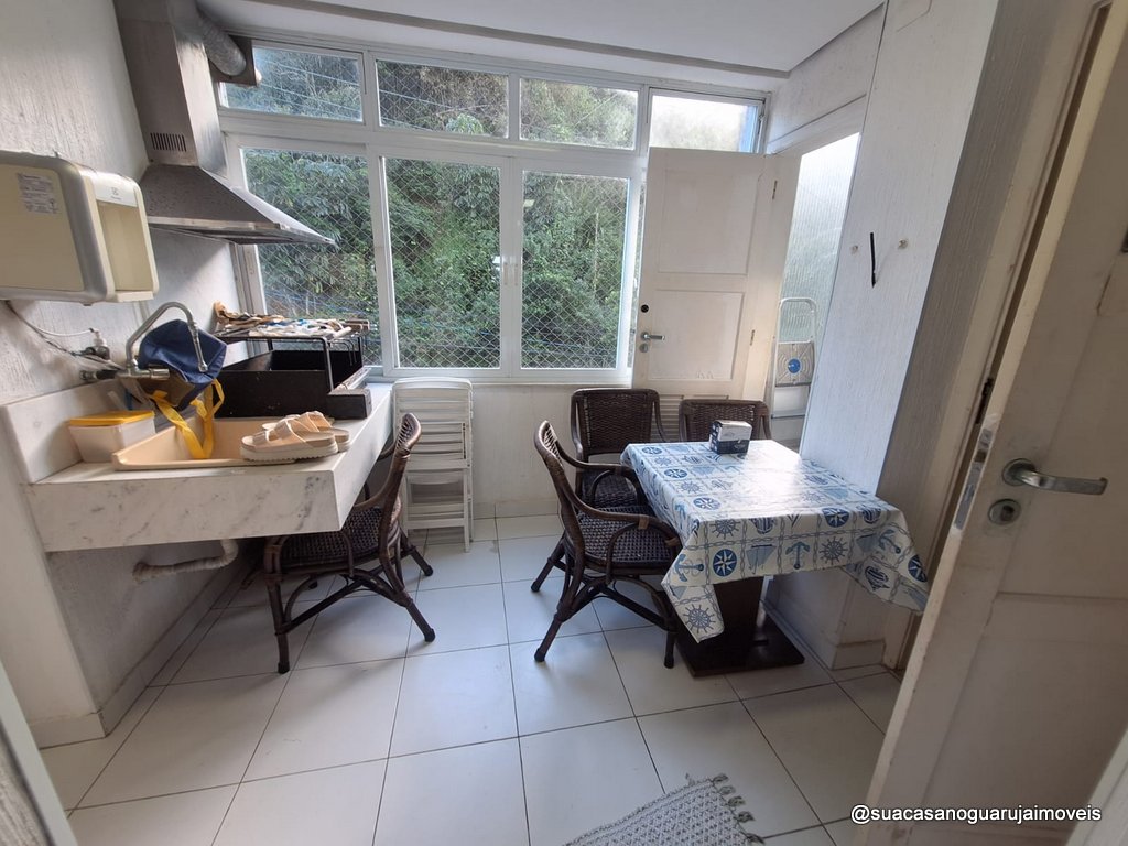 Apartamento Reformado com Vista Mar 3 dormitorios 1 suite Pitangueiras guaruja cod R54376291