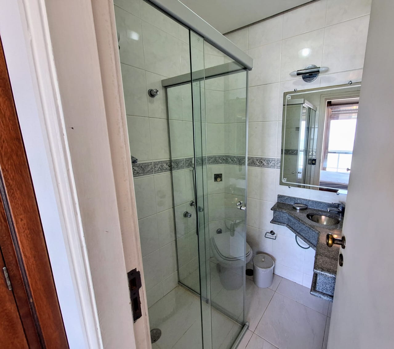 apartamento venda 3 dormitorios 1 suite 1 vaga Pitangueiras - Guarujá - SP  R3022476