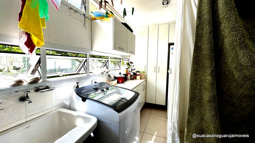 Apartamento 4 dormitórios  4 suites venda 180 m² por R$ 1.500.000,00 - Sorocotuba - Guarujá/SP AP02831