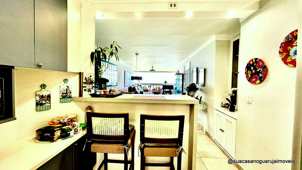 Apartamento 4 dormitórios  4 suites venda 180 m² por R$ 1.500.000,00 - Sorocotuba - Guarujá/SP AP02831