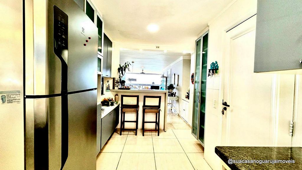 Apartamento 4 dormitórios  4 suites venda 180 m² por R$ 1.500.000,00 - Sorocotuba - Guarujá/SP AP02831