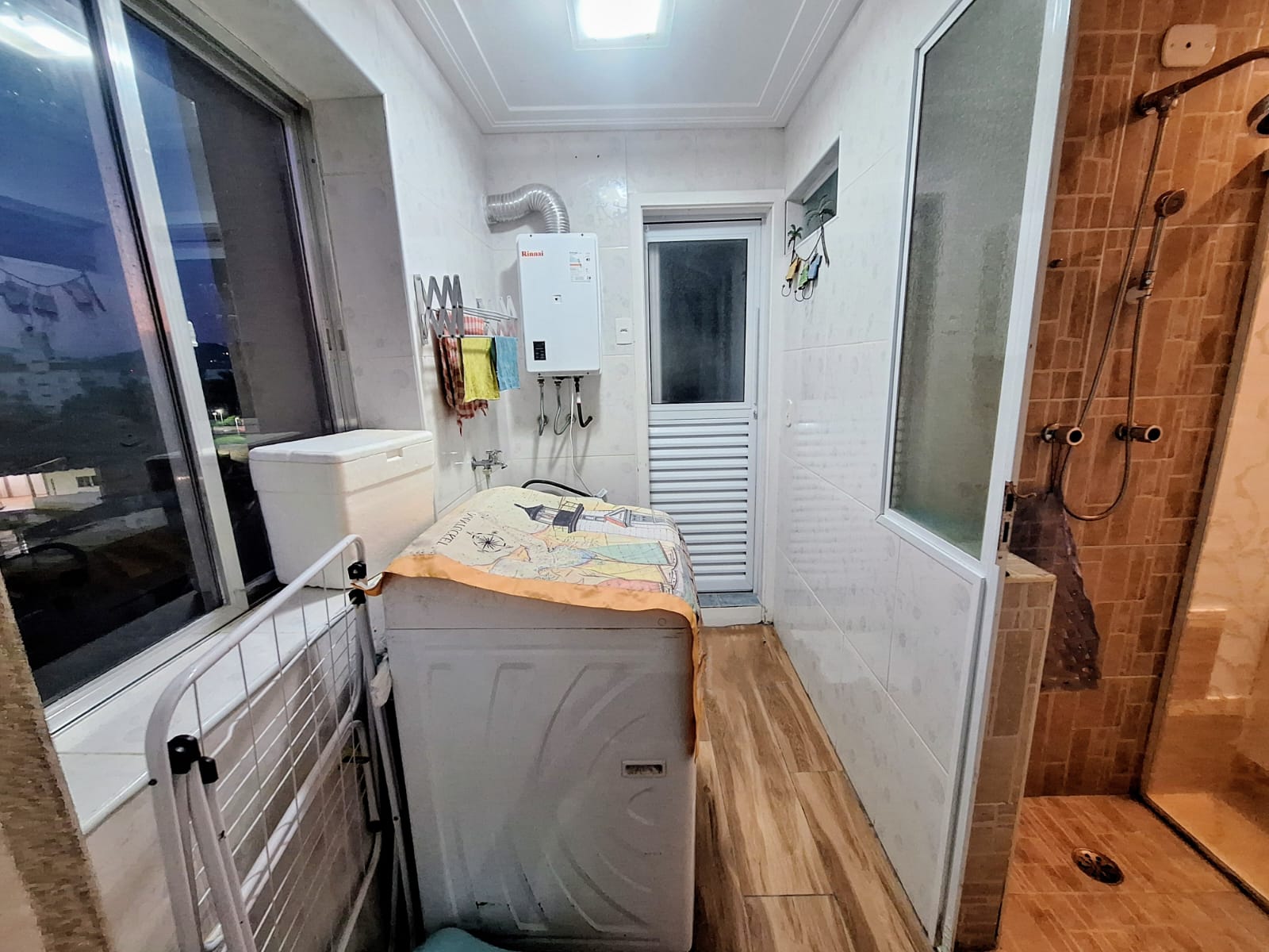Apartamento Reformado com Vista Total Mar 3 dormitórios - Pitangueiras