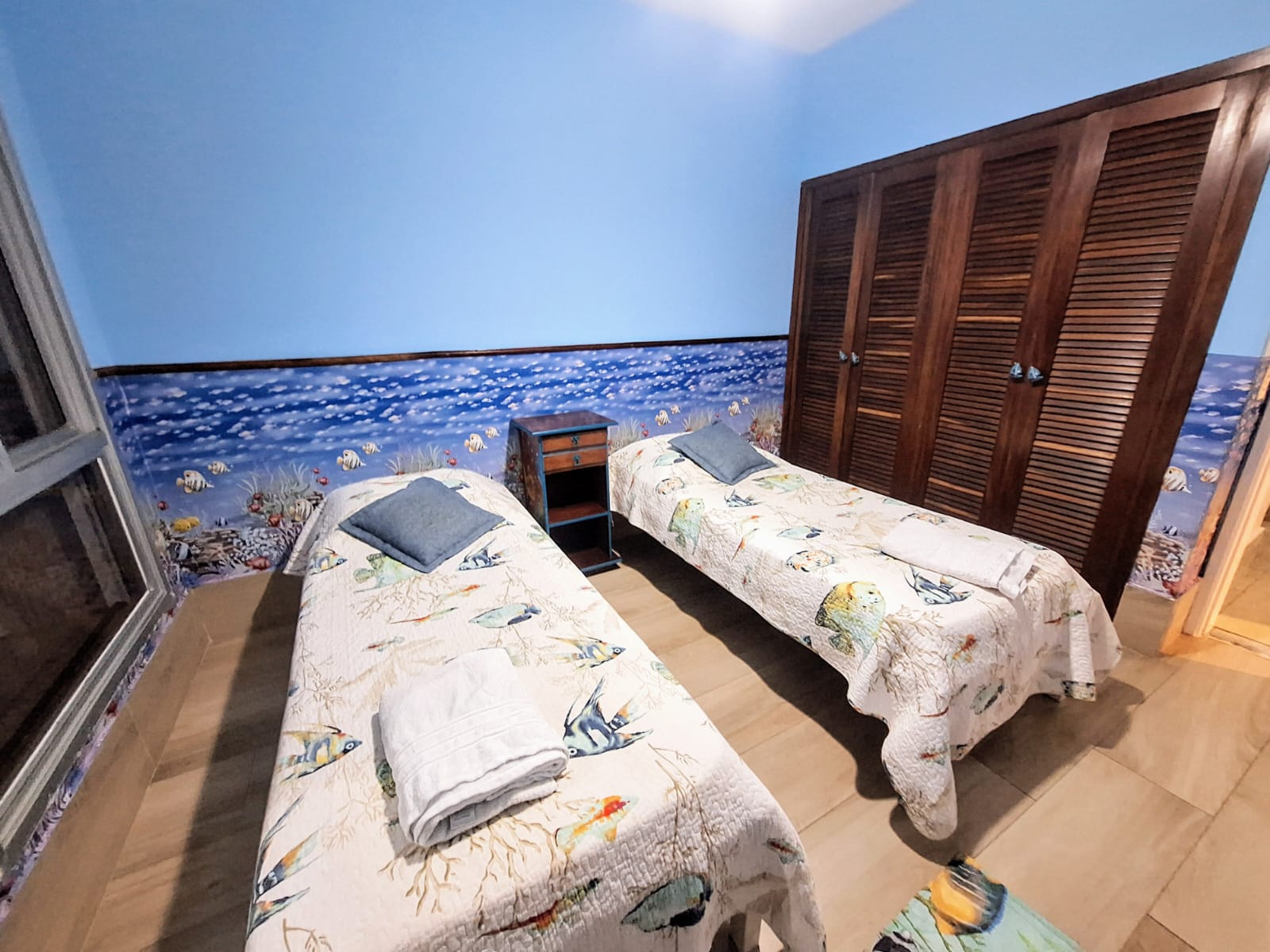 Apartamento Reformado com Vista Total Mar 3 dormitórios - Pitangueiras