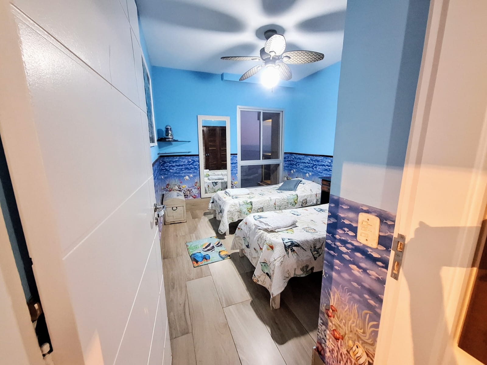 Apartamento Reformado com Vista Total Mar 3 dormitórios - Pitangueiras