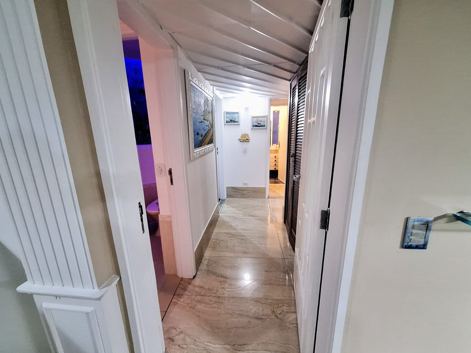 Apartamento Reformado com Vista Total Mar 3 dormitórios - Pitangueiras