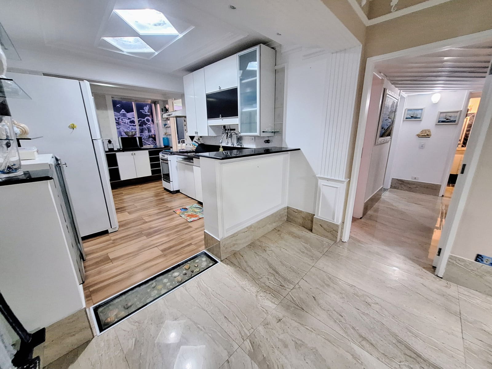 Apartamento Reformado com Vista Total Mar 3 dormitórios - Pitangueiras