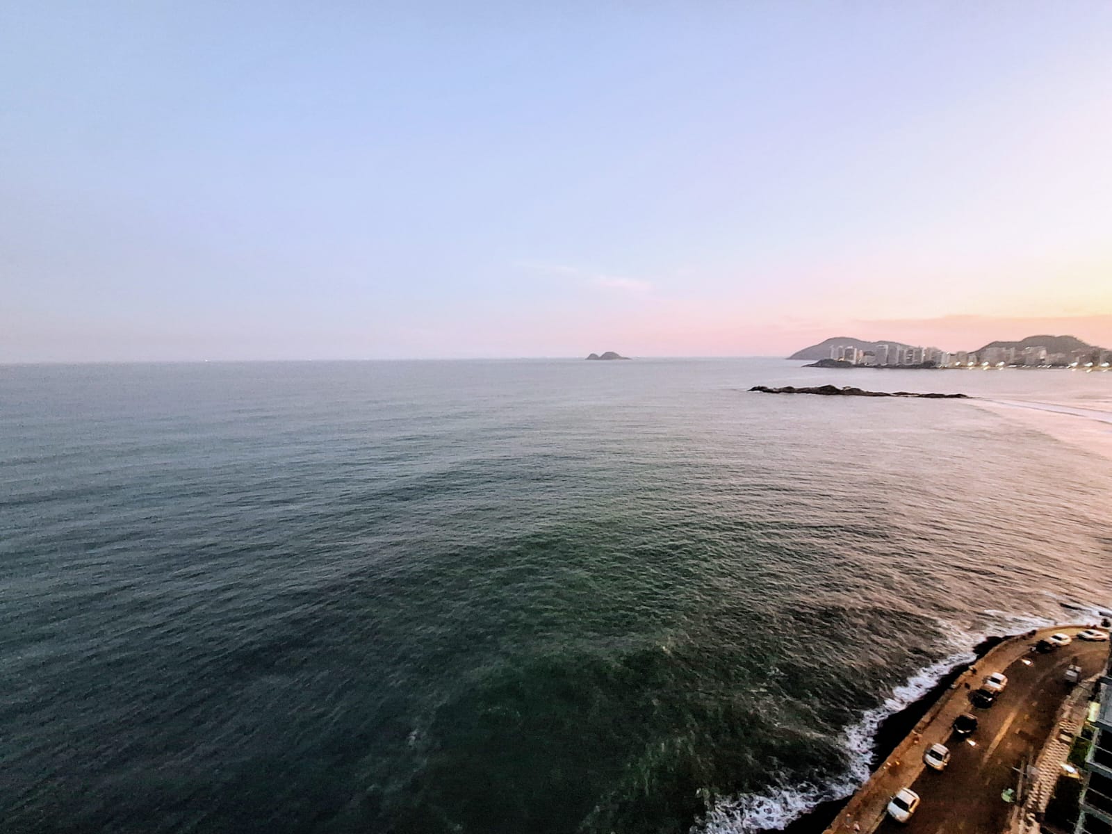 Apartamento Reformado com Vista Total Mar 3 dormitórios - Pitangueiras