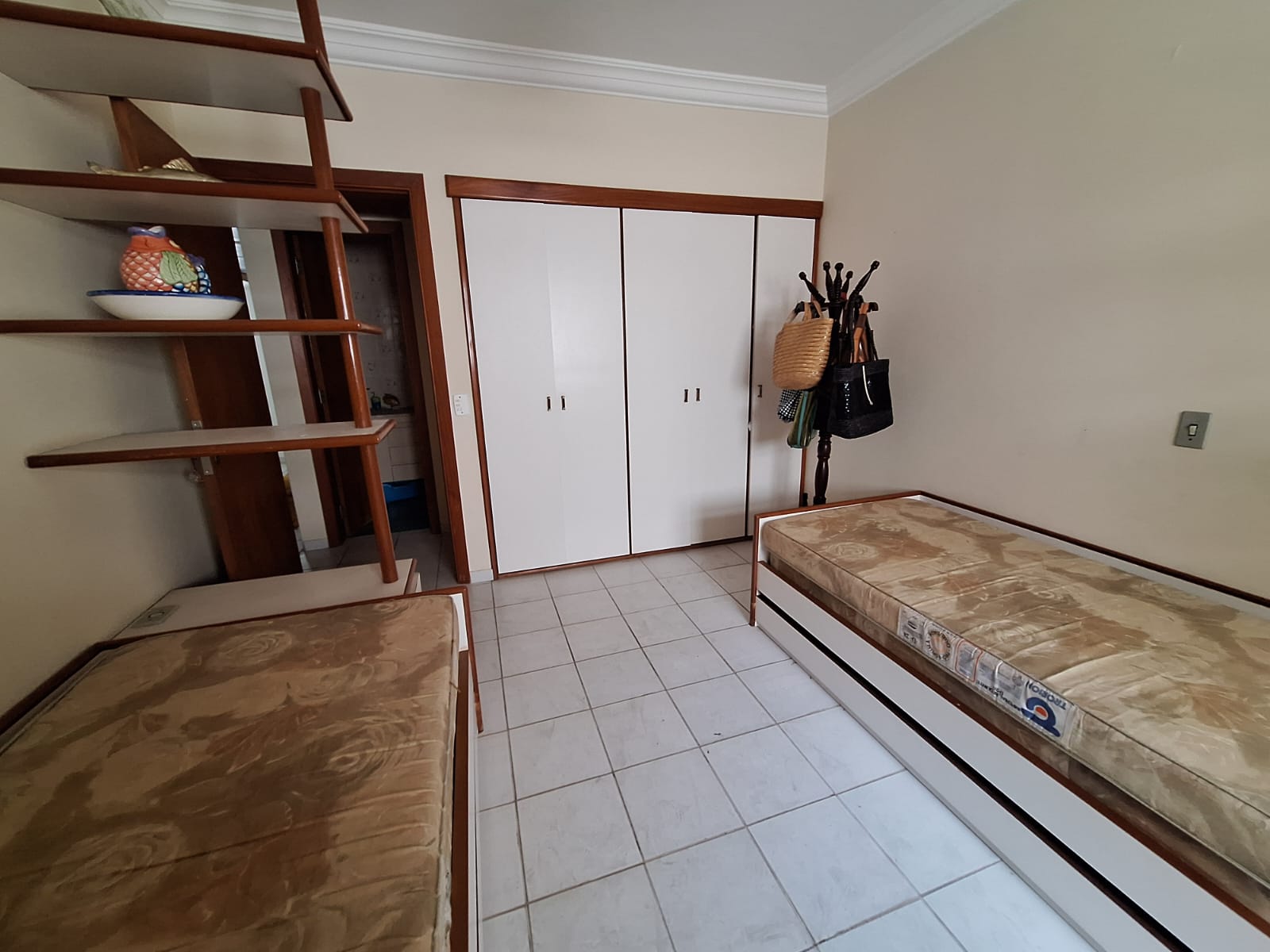 Apartamento Vista Mar com 3 dormitórios Pitangueira - Guarujá