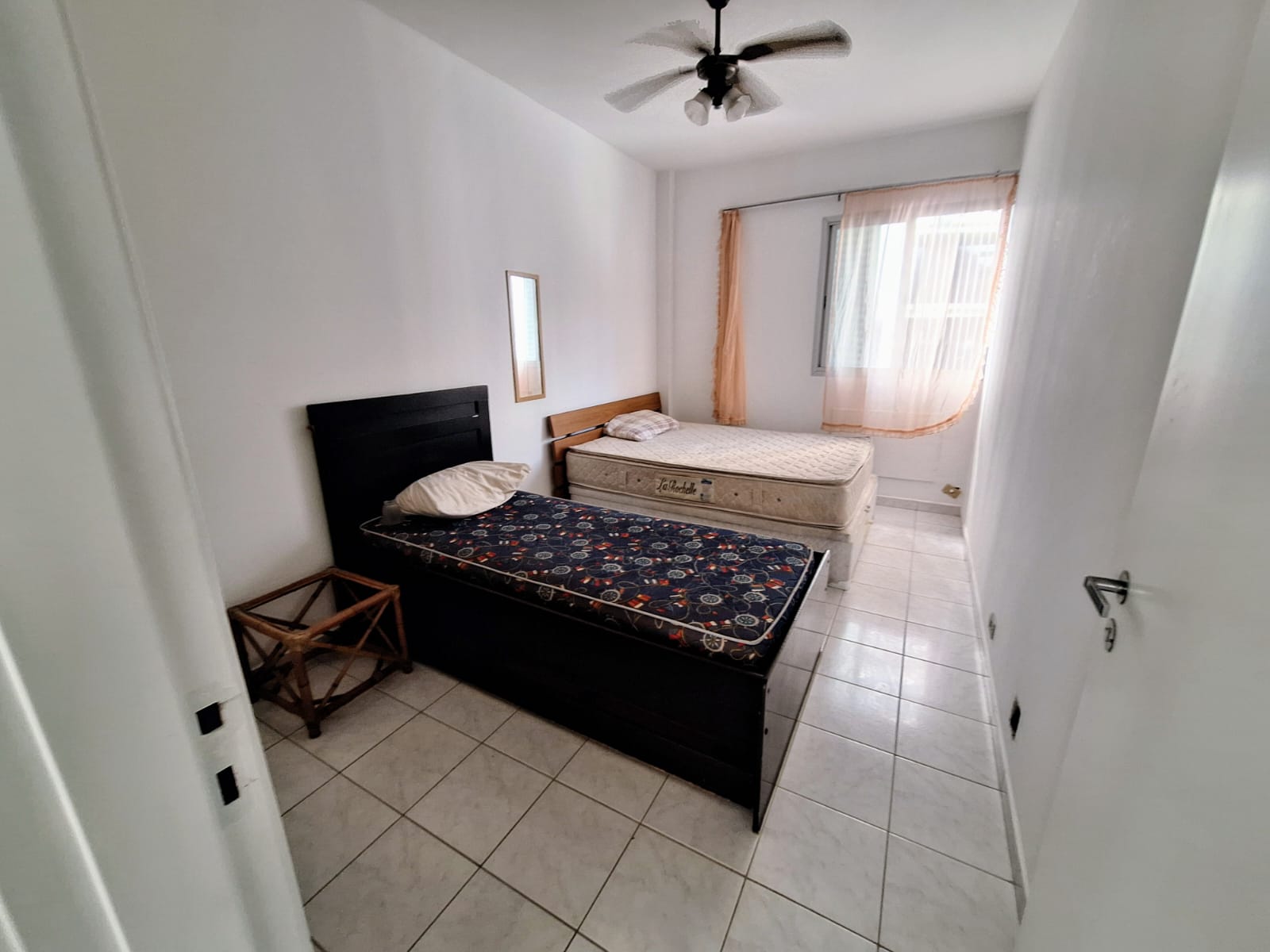Apartamento vista lateral mar 3 dormitórios  1 vaga Astúrias - Guarujá R3307241