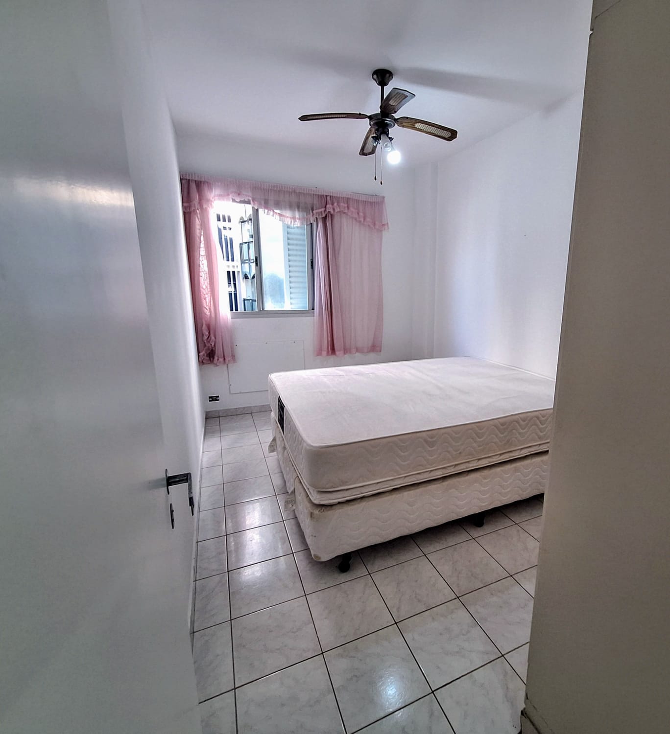 Apartamento vista lateral mar 3 dormitórios  1 vaga Astúrias - Guarujá R3307241