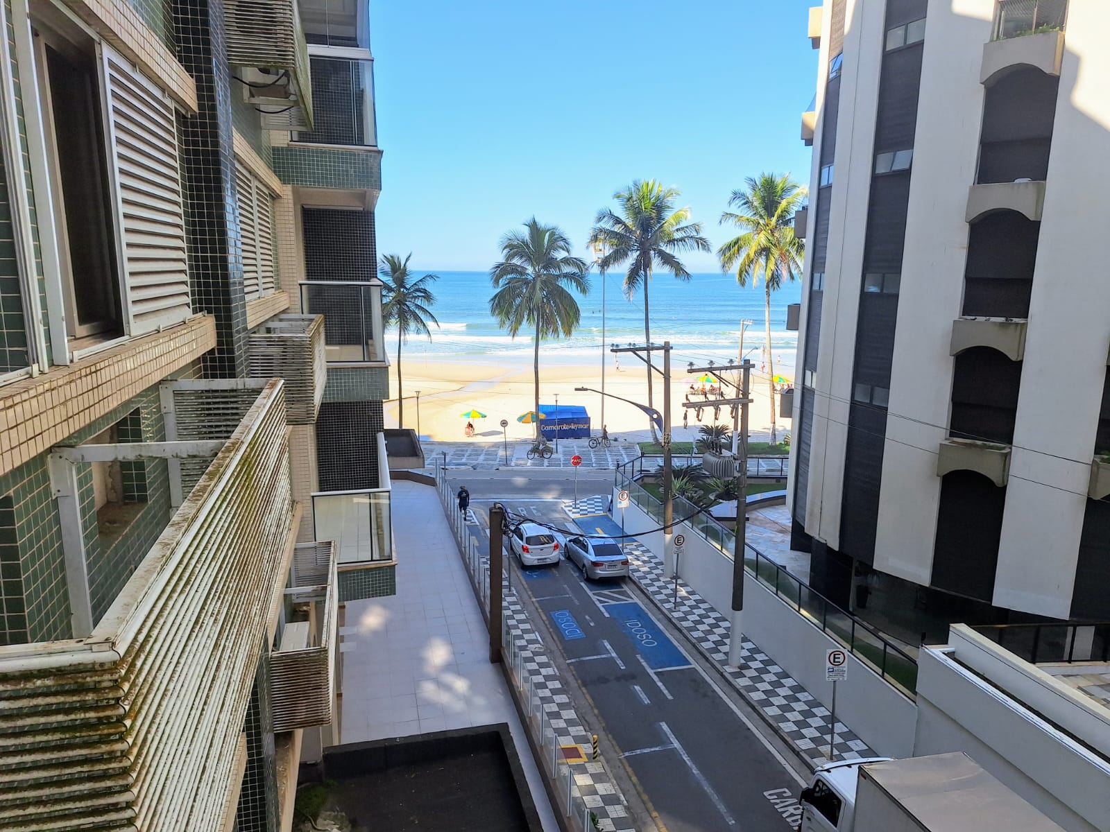 Apartamento vista lateral mar 3 dormitórios  1 vaga Astúrias - Guarujá R3307241