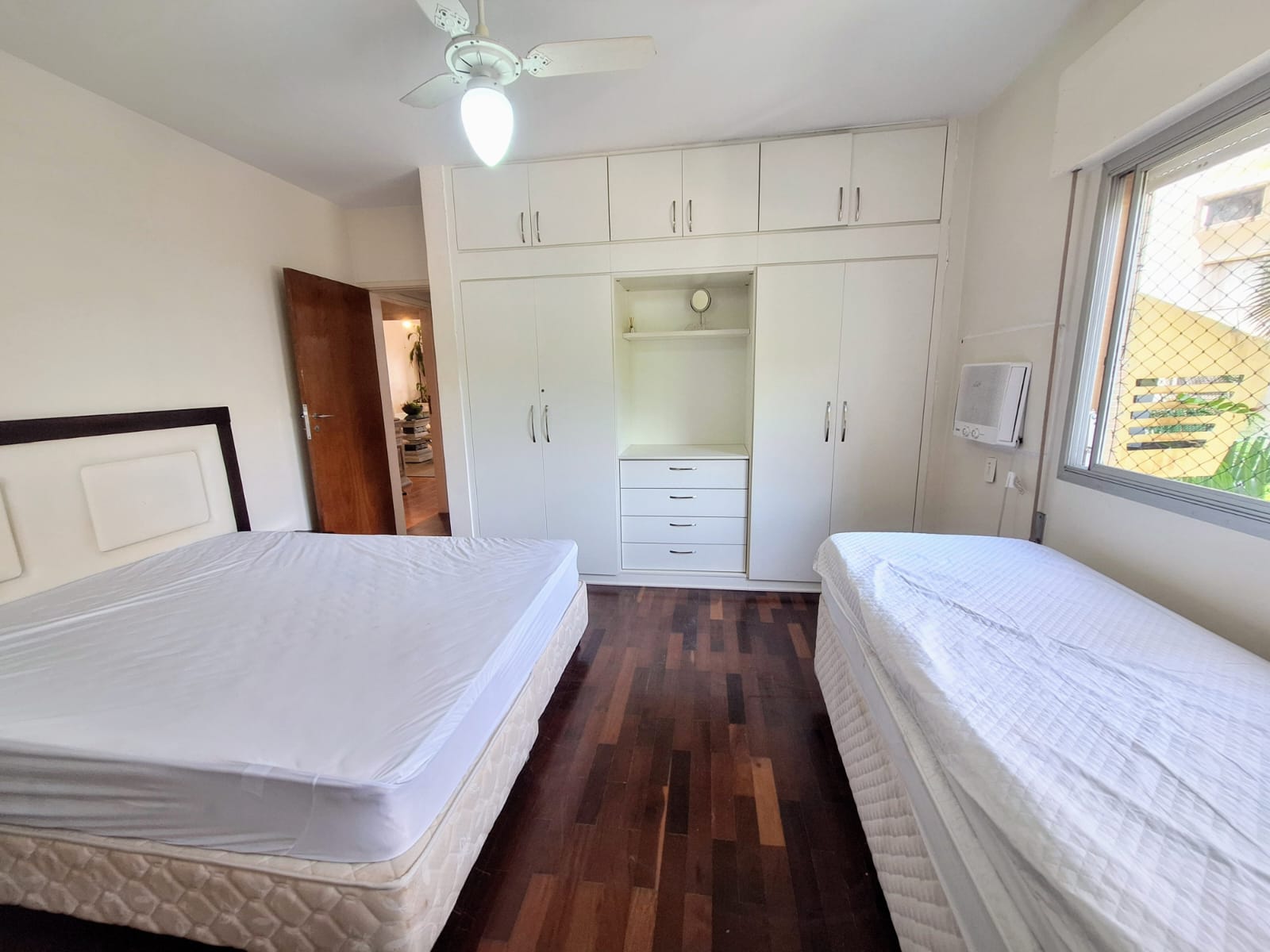 Apartamento vista mar com 2 Quartos e 3 banheiros à Venda