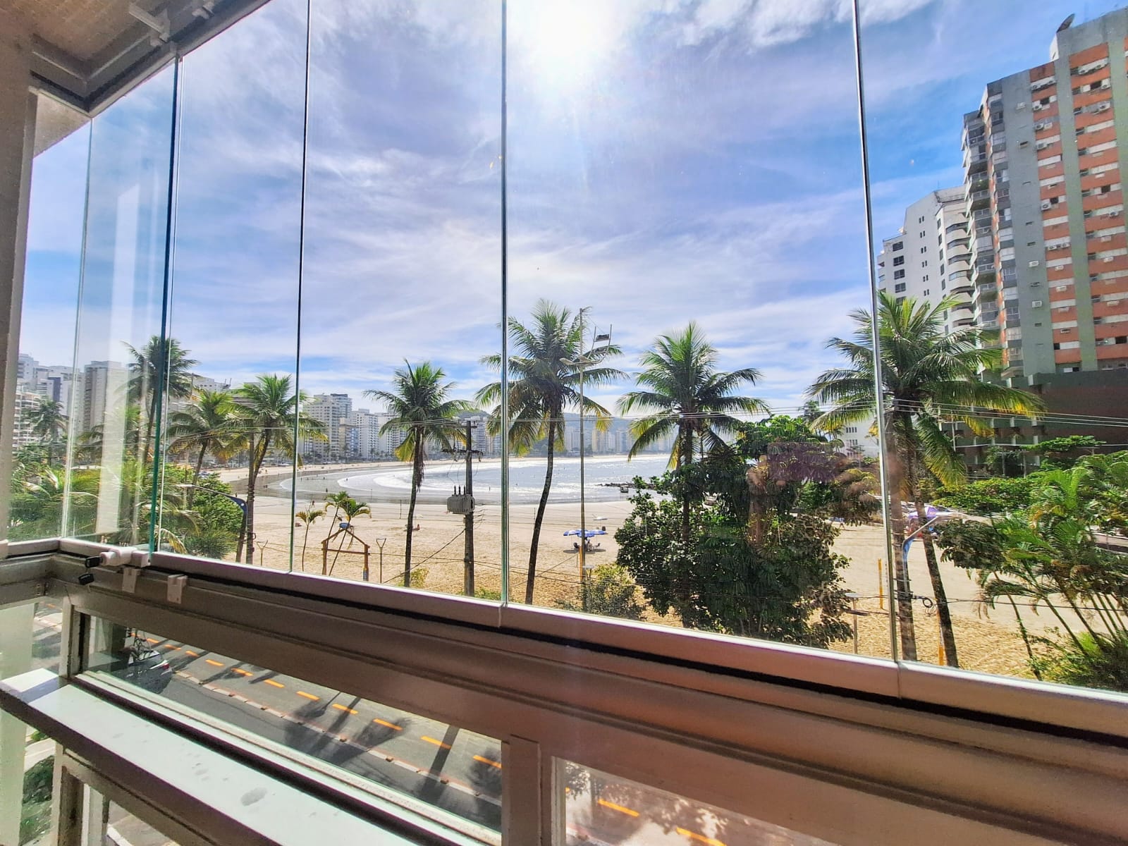 Apartamento vista mar com 2 Quartos e 3 banheiros à Venda