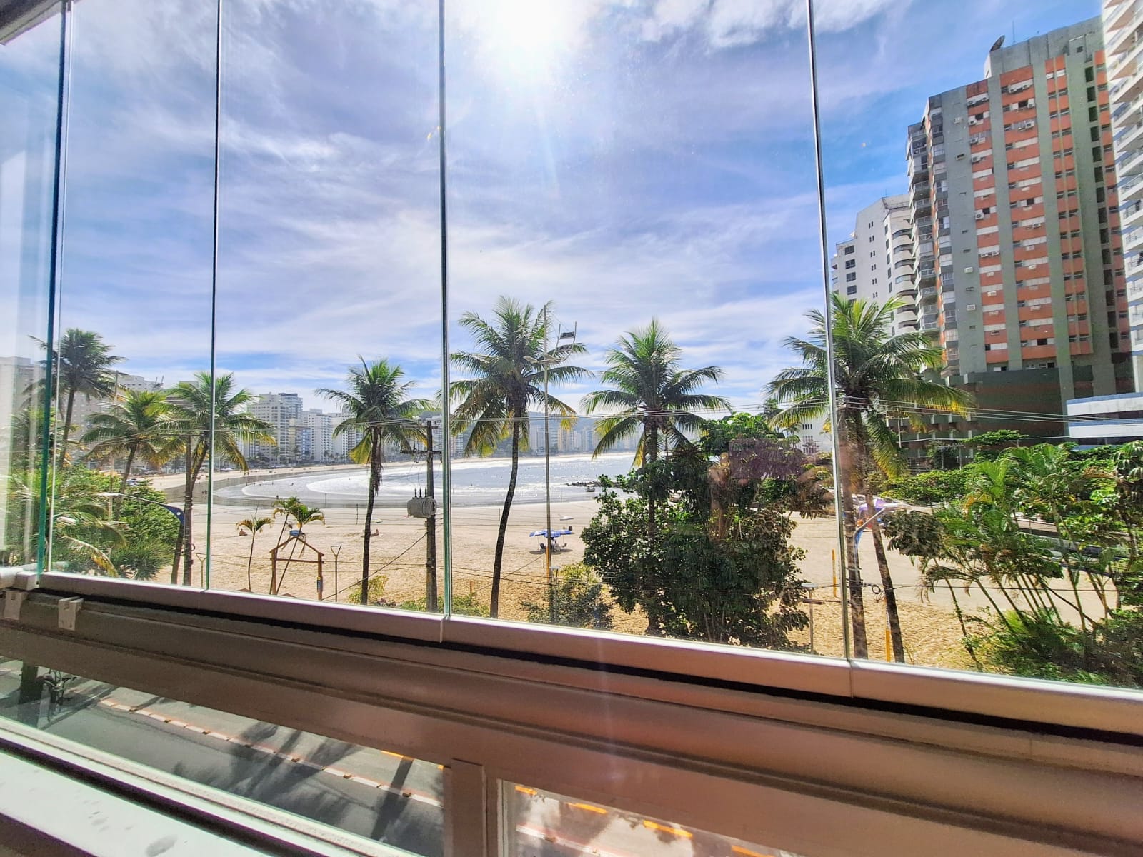Apartamento vista mar com 2 Quartos e 3 banheiros à Venda