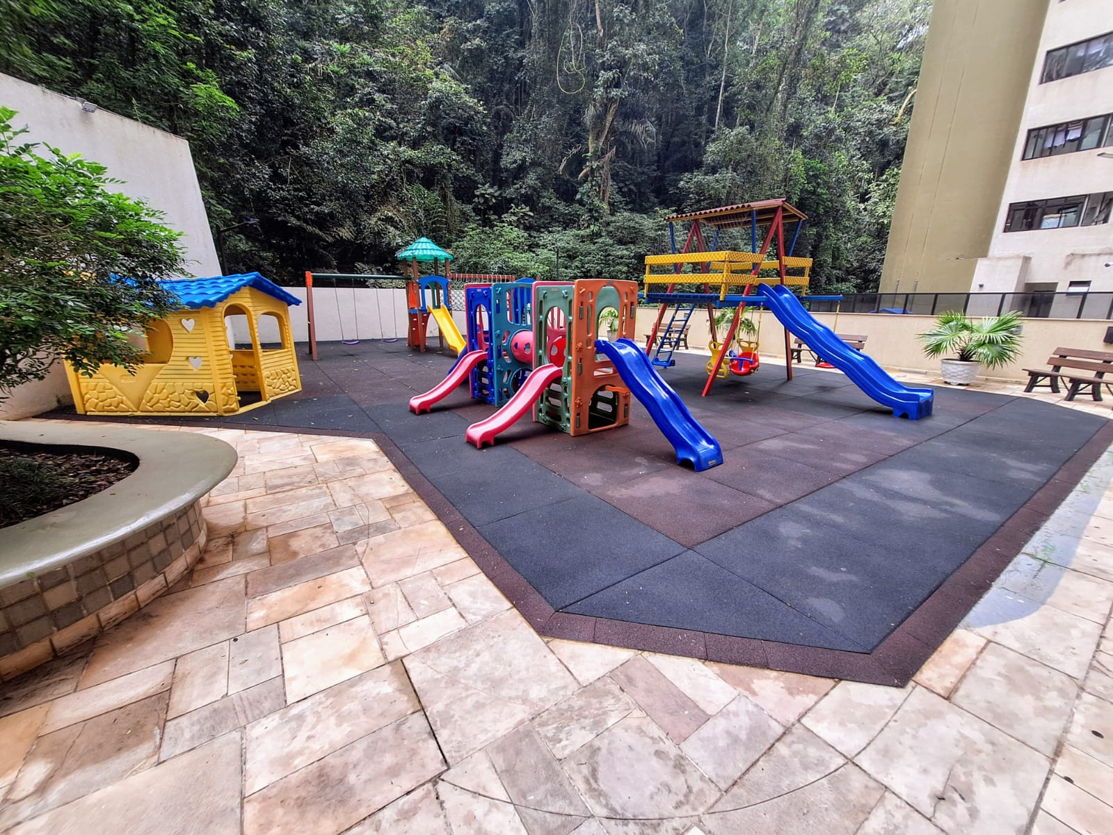 Apartamento venda  3 dormitórios  115 m² por R$ 600.000,00 - Barra Funda -  Pitangueiras Guarujá/SP AP03511
