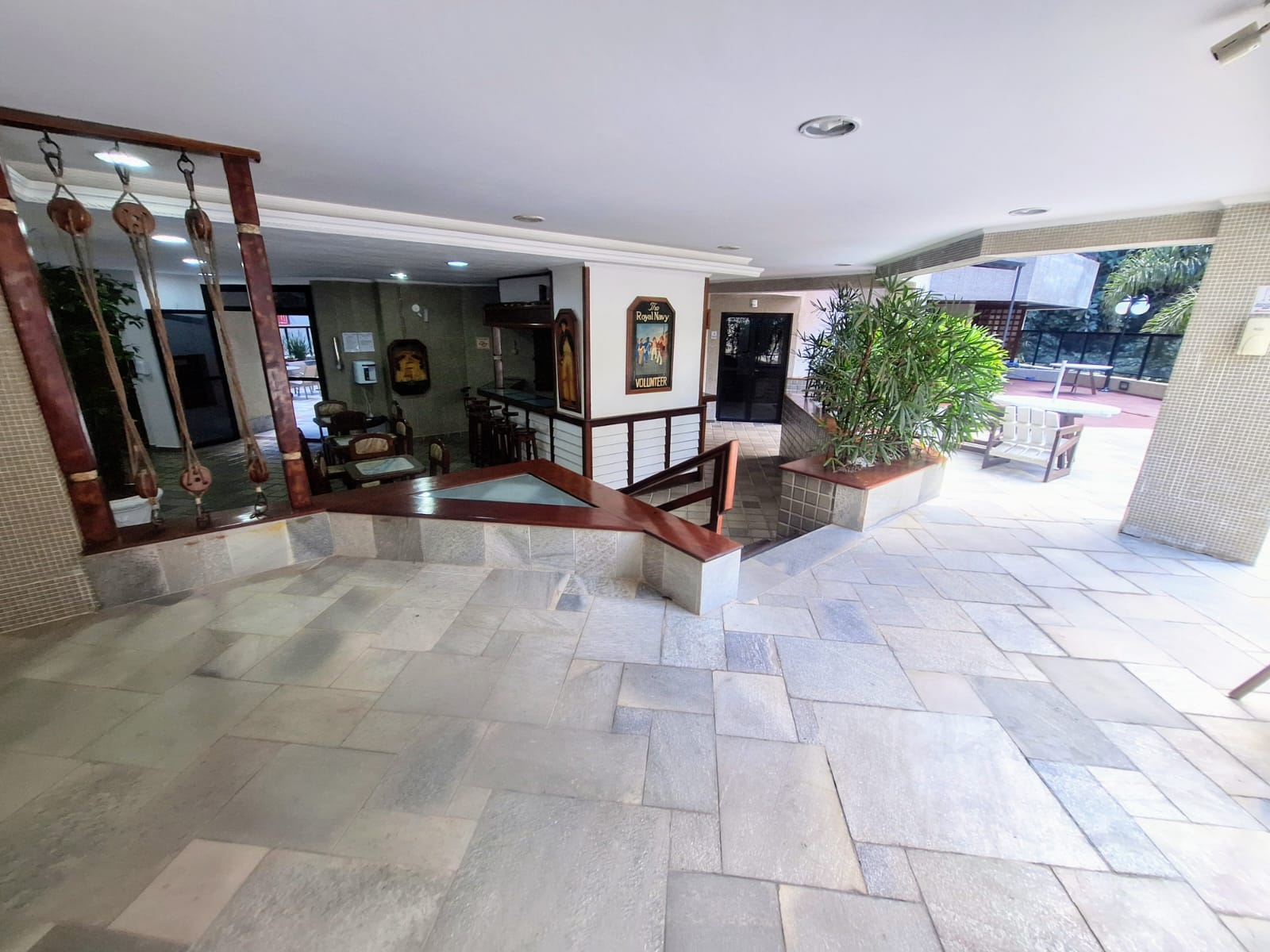 Apartamento 3 dormitorios 1 suite 2 vagas 112 m²  na Barra Funda – Pitangueiras, Guarujá R141572