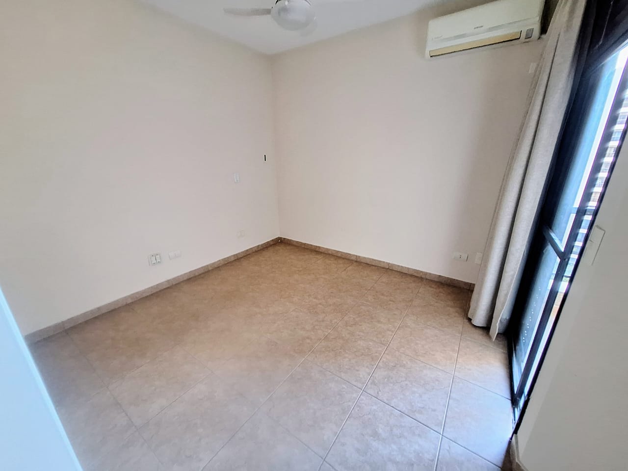 Apartamento Mobiliado na Barra Funda Pitangueiras 3 dormitorios 2 vagas 112 m² com lazer Guaruja R1415721