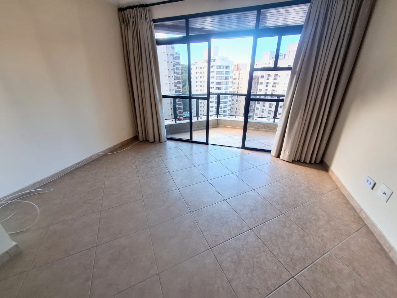 Apartamento - Venda, Pitangueiras, Guarujá, SP