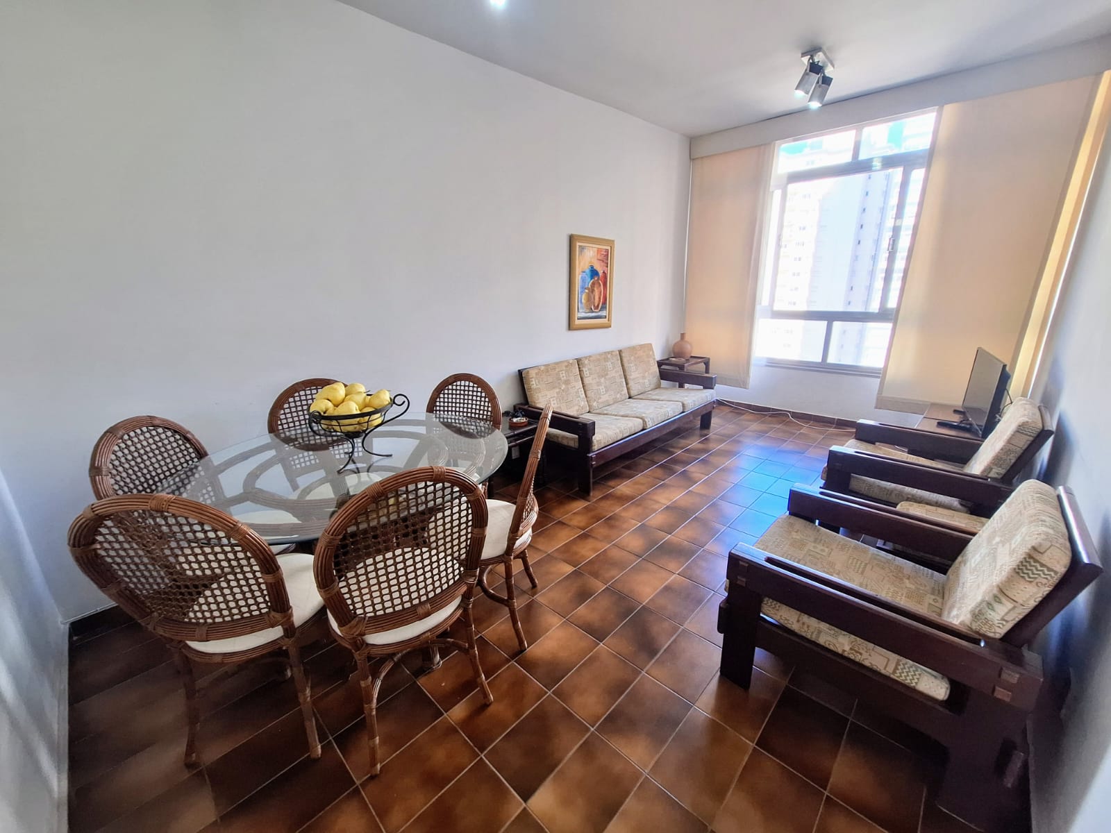  APARTAMENTO À VENDA NA PRAIA DAS PITANGUEIRAS - REGIÃO DO SHOPPING LA PLAGE 