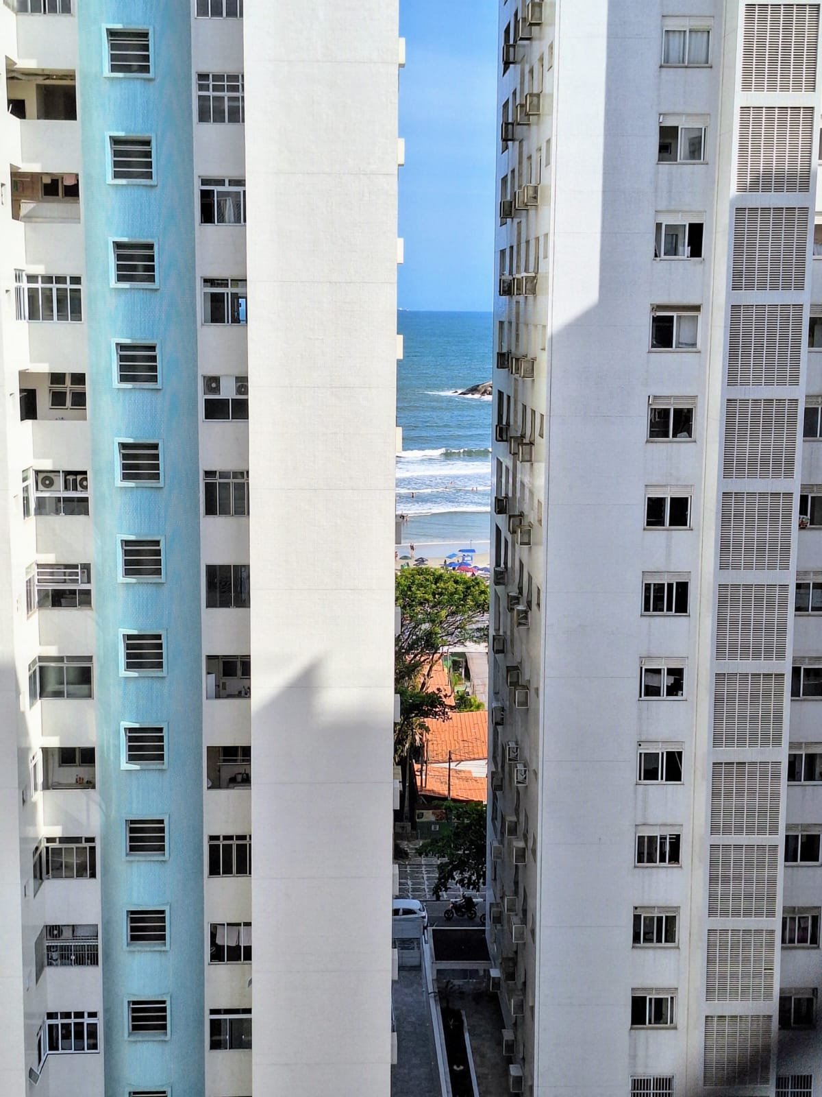  Pitangueiras! - Apartamento totalmente reformado.