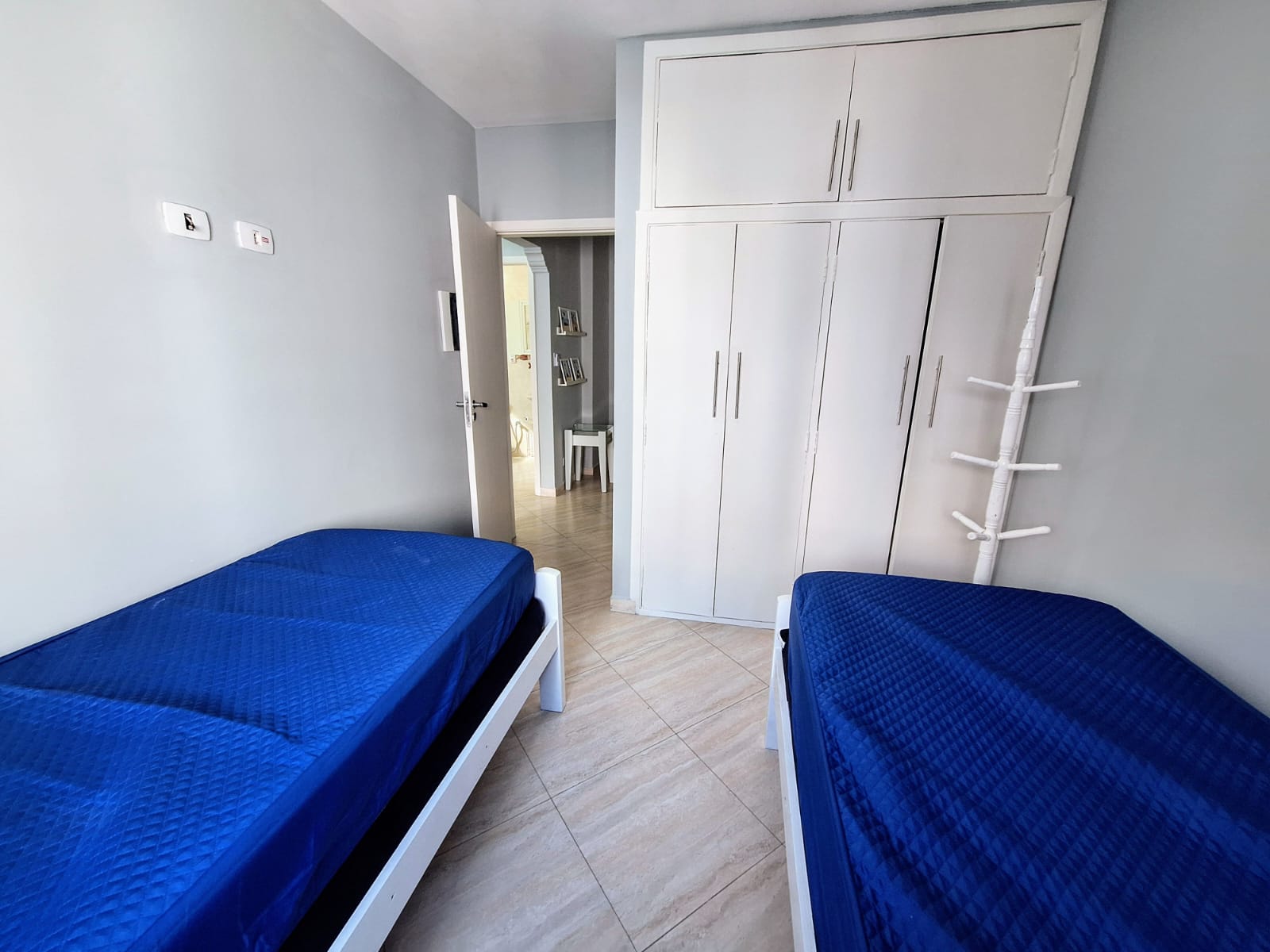  Pitangueiras! - Apartamento totalmente reformado.
