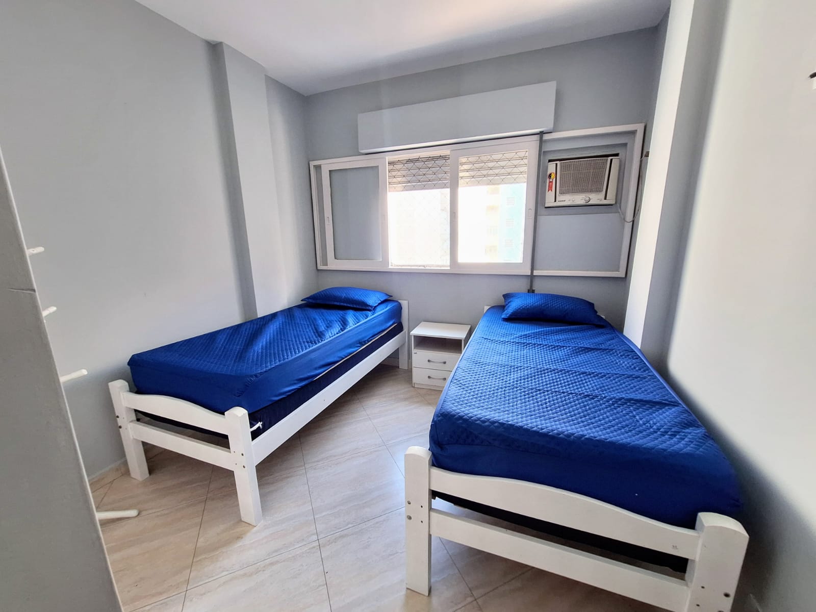  Pitangueiras! - Apartamento totalmente reformado.