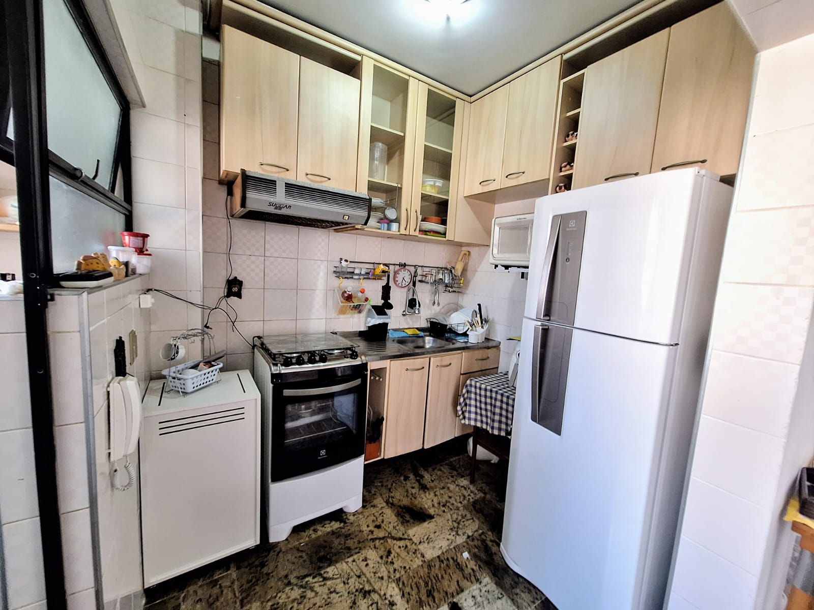 Apartamento beira mar 2 quartos 1 vaga  lazer praia das asturias guaruja R0430399