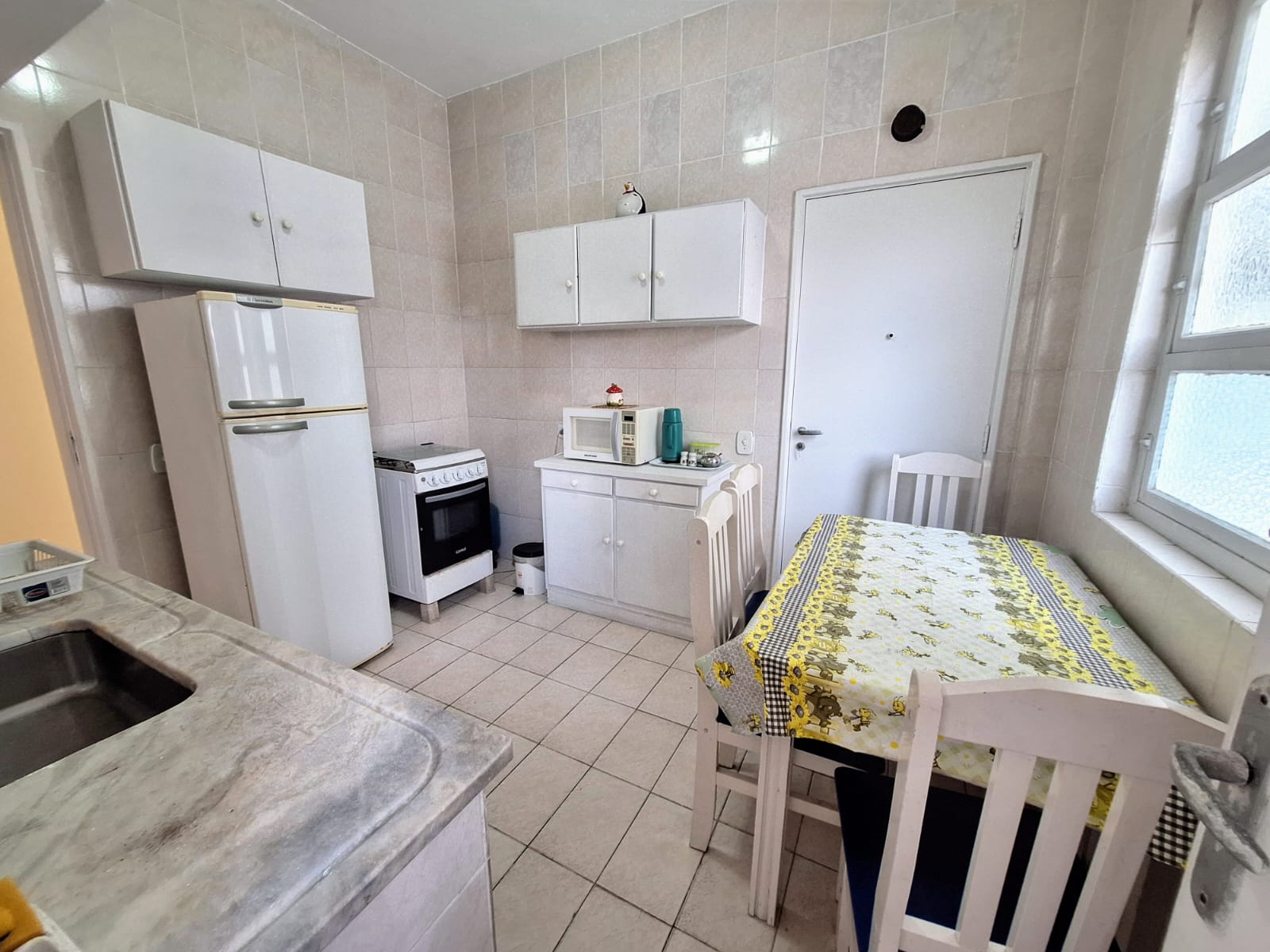 Apartamento com 3 dormitorios 2 banheiros à venda 98m² pitangueiras guaruja R1926654