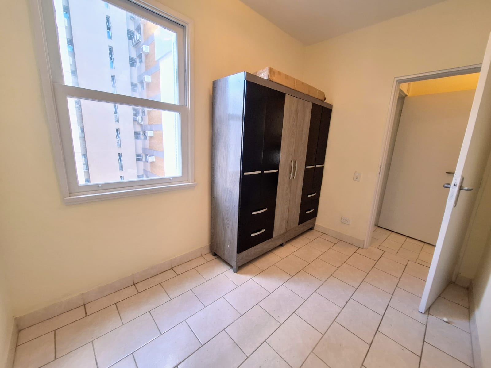 Apartamento com 3 dormitorios 2 banheiros à venda 98m² pitangueiras guaruja R1926654