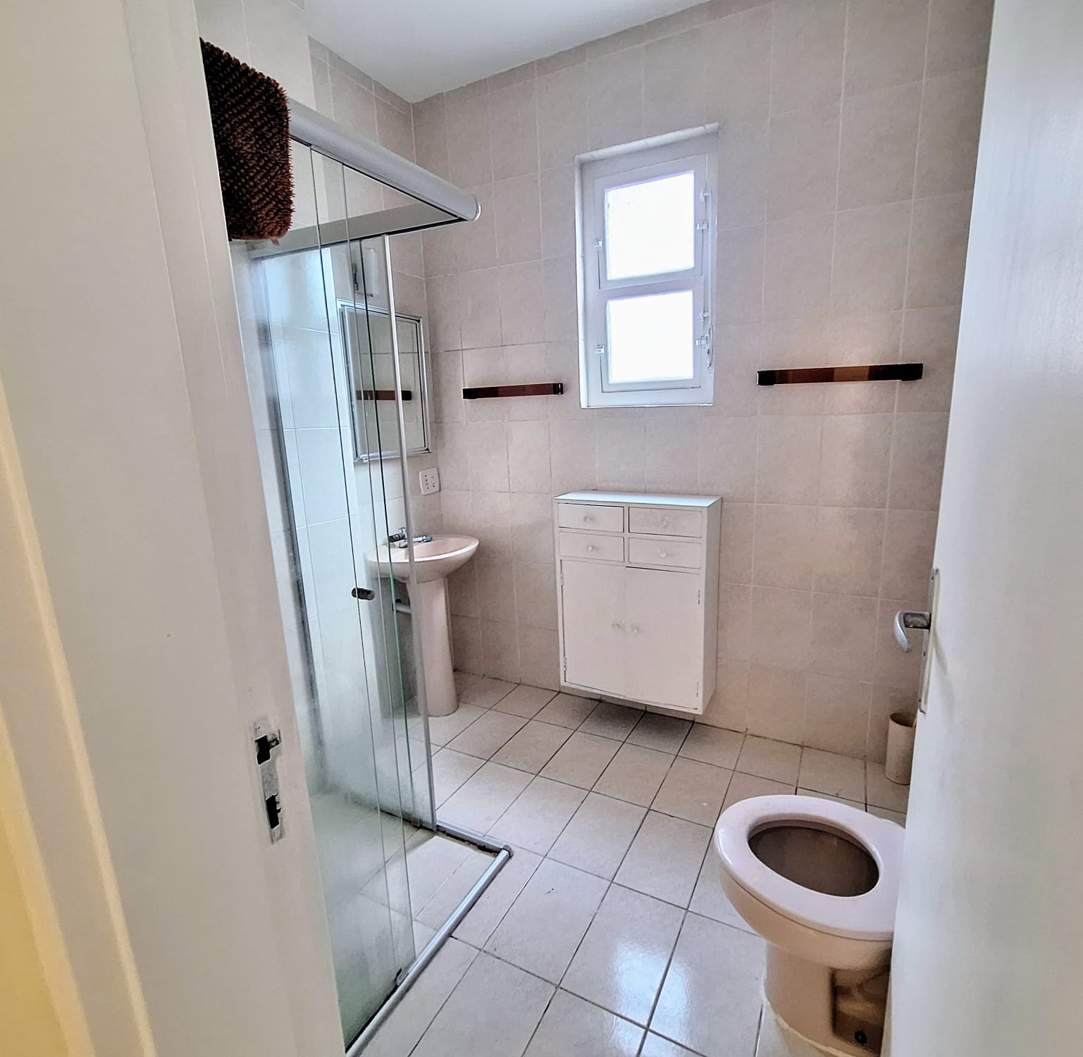 Apartamento com 3 dormitorios 2 banheiros à venda 98m² pitangueiras guaruja R1926654