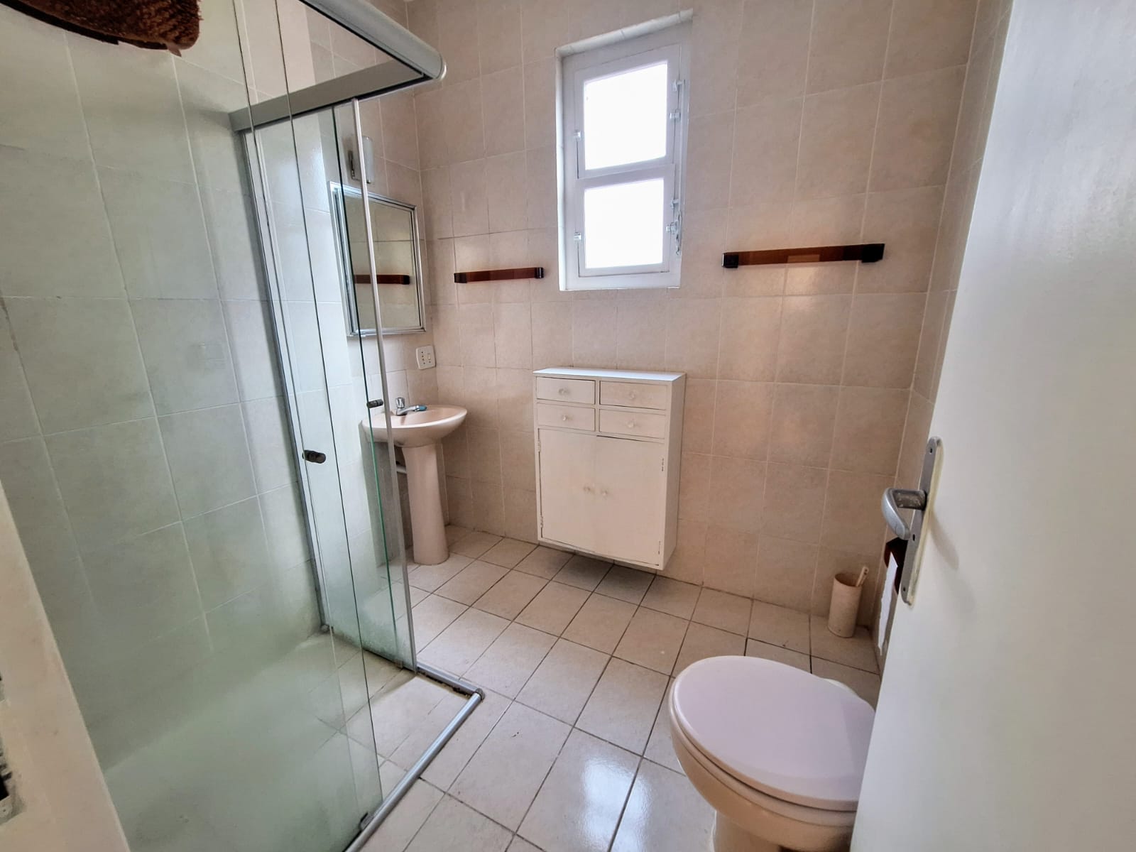 Apartamento com 3 dormitorios 2 banheiros à venda 98m² pitangueiras guaruja R1926654