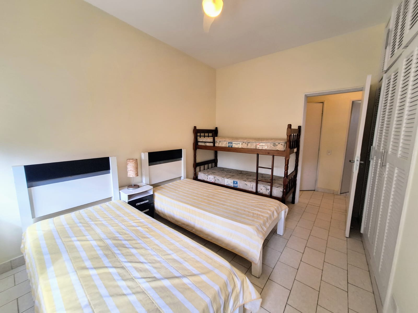 Apartamento com 3 dormitorios 2 banheiros à venda 98m² pitangueiras guaruja R1926654