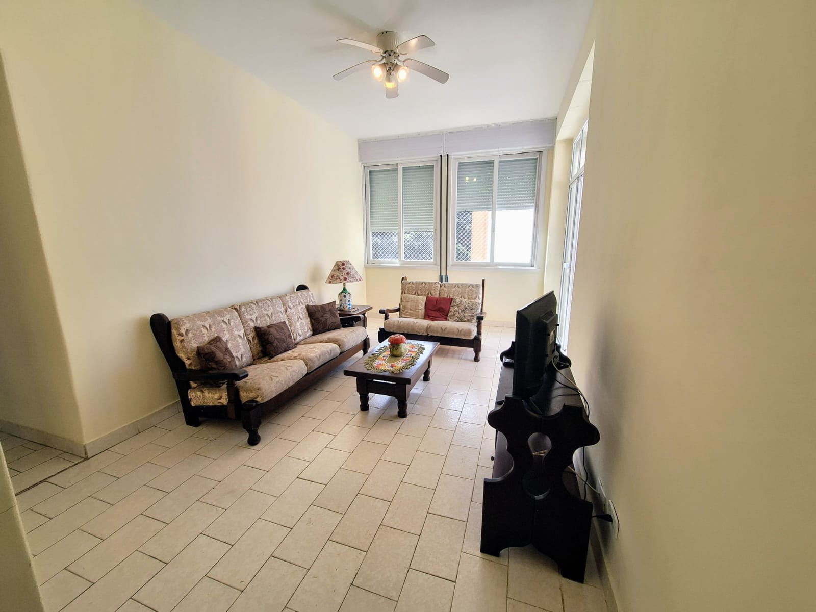 Apartamento com 3 dormitorios 2 banheiros à venda 98m² pitangueiras guaruja R1926654
