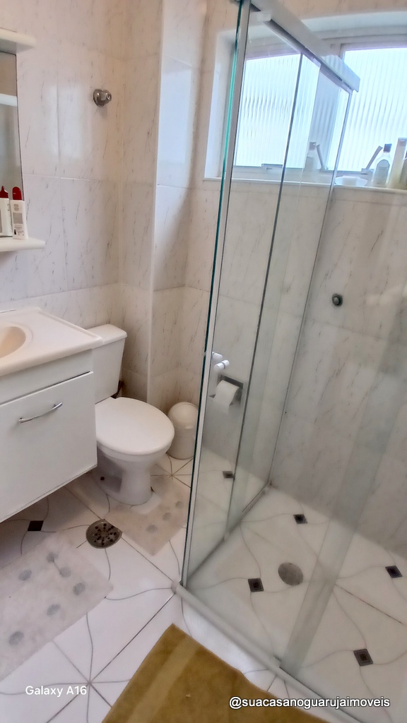 Apartamento com 3 dormitórios 1 suite 1 vaga 78 m² por R$ 320.000 - Jardim Virginia - Guarujá/SP - AP511691V