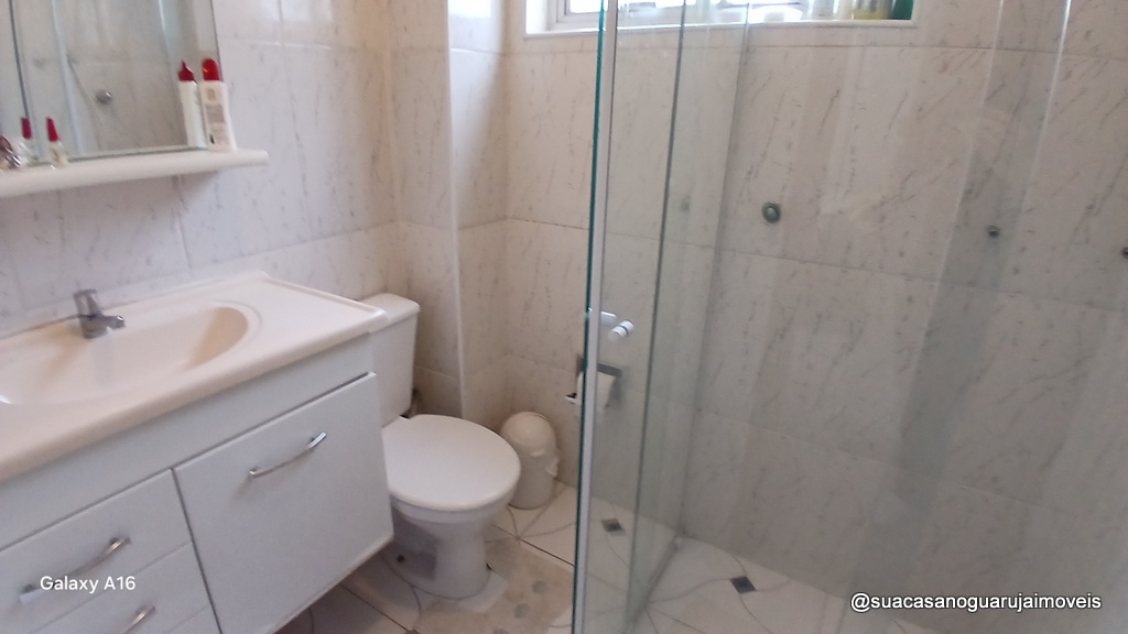 Apartamento com 3 dormitórios 1 suite 1 vaga 78 m² por R$ 320.000 - Jardim Virginia - Guarujá/SP - AP511691V
